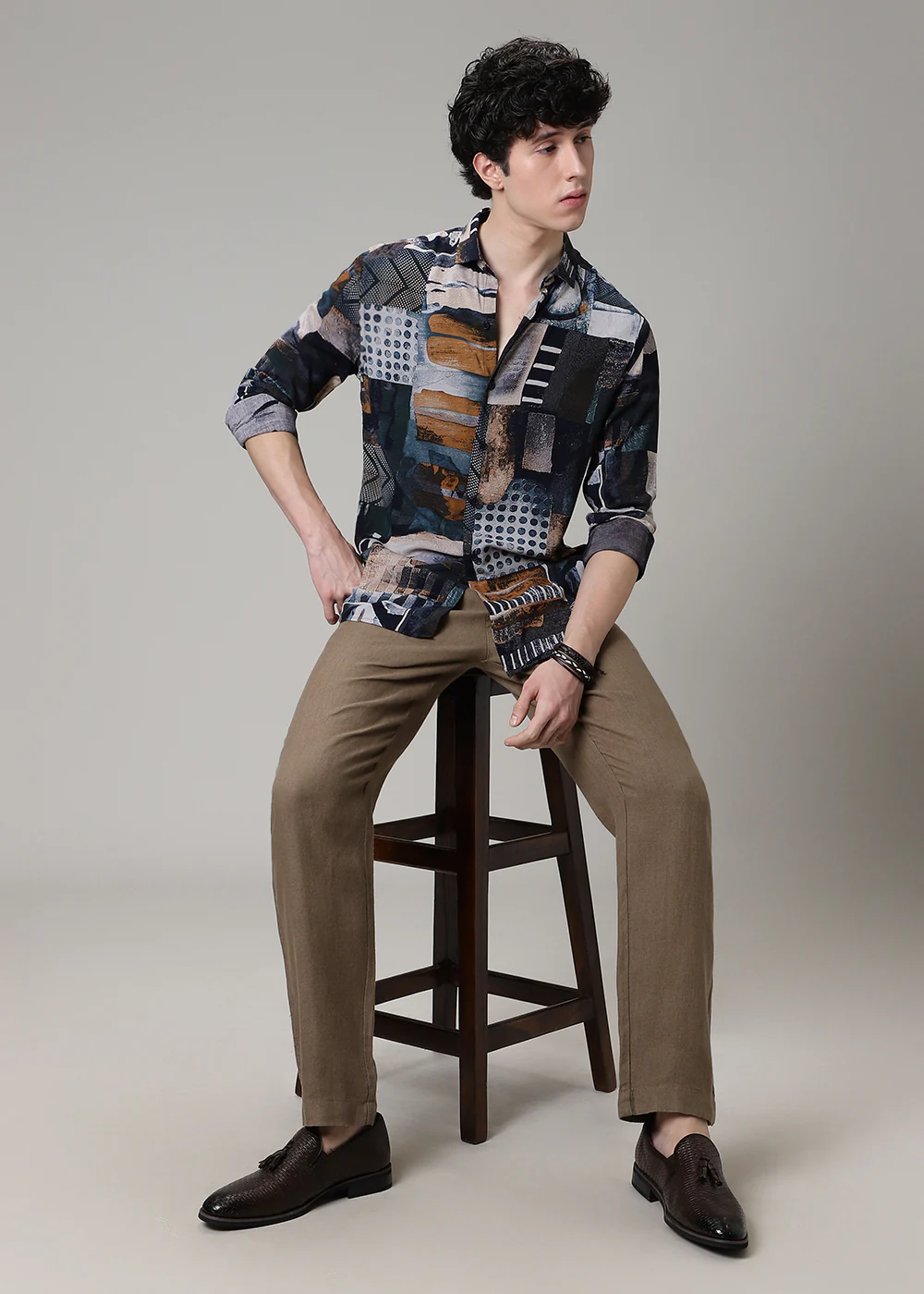 Navy Blue Print Feather Shirt - Image 6