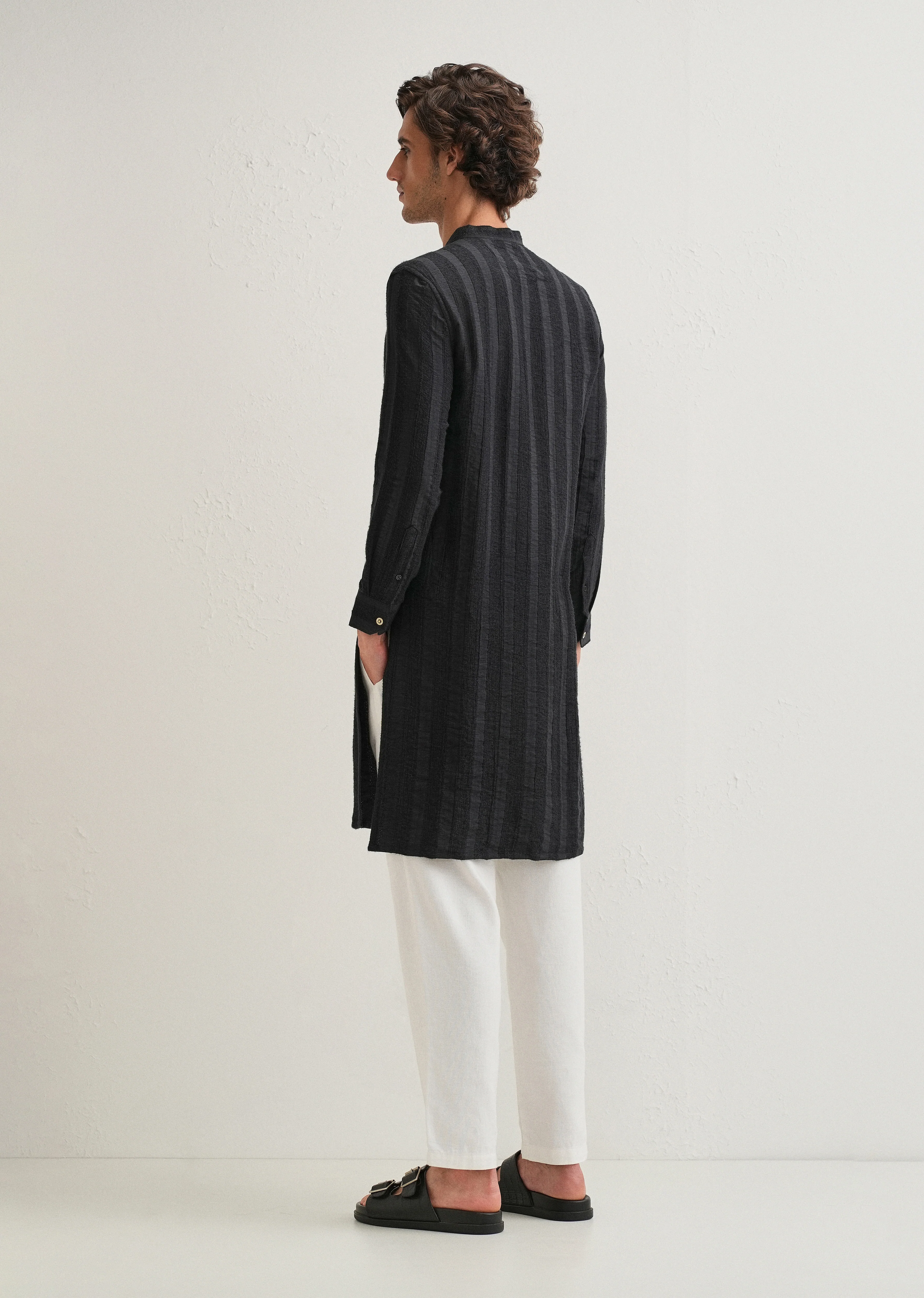 Navy Blue Textured Vertical Stripe Kurta - Image 3