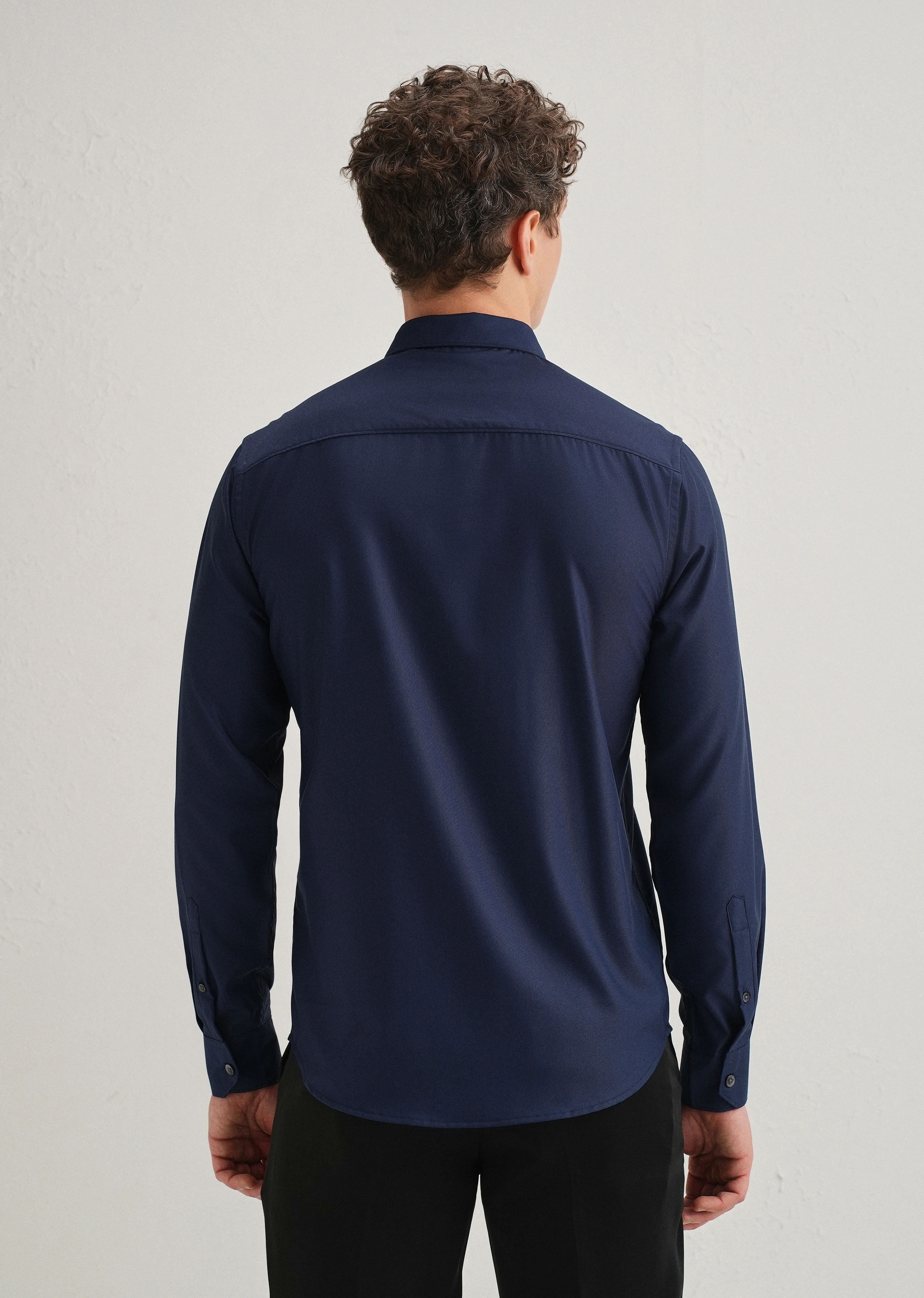 Navy Blue Stitchless Placket Premium Wrinkle-Free Shirt - Image 3