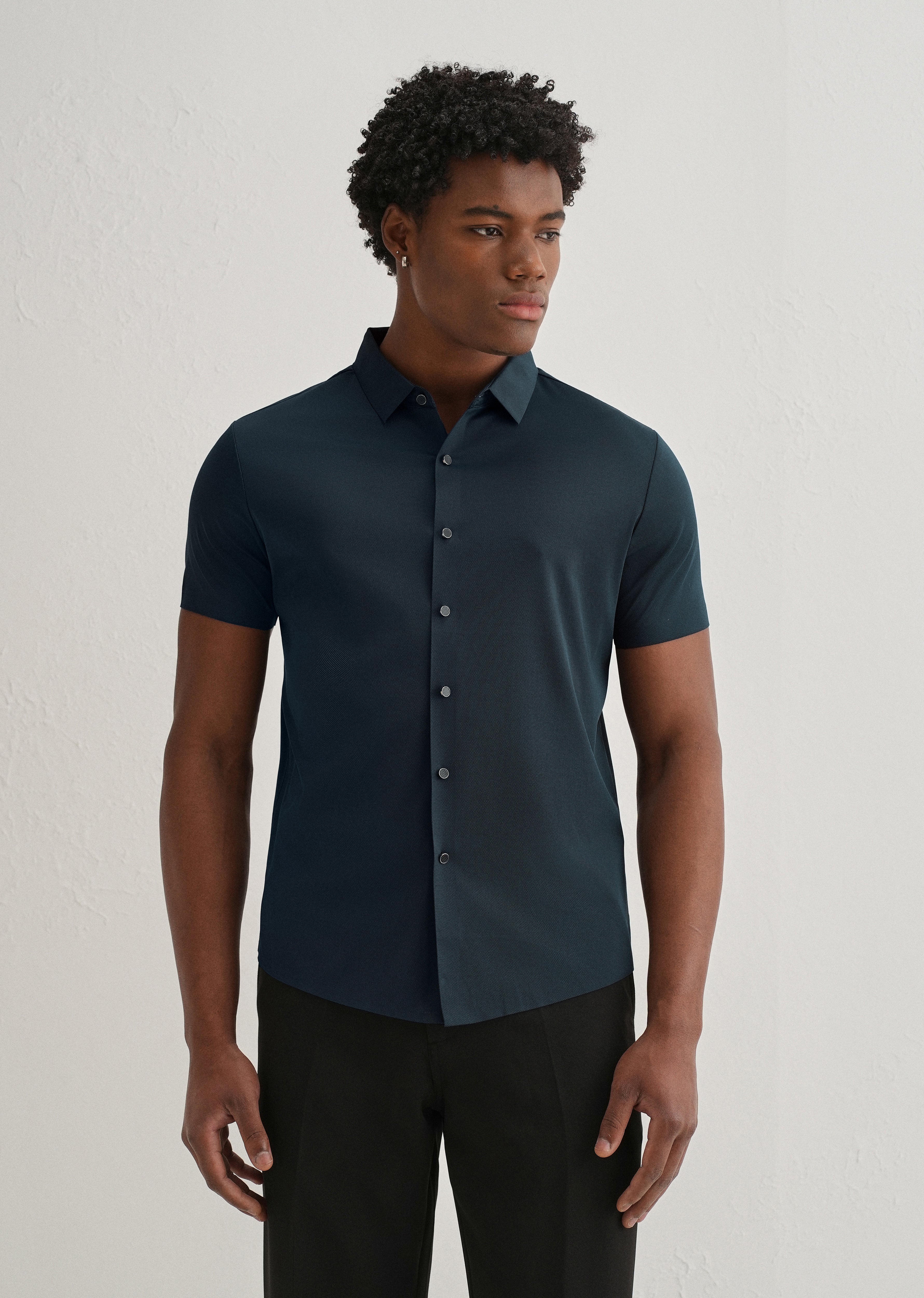 Navy Blue Stitchless Plain Half Sleeve Shirt - Image 3
