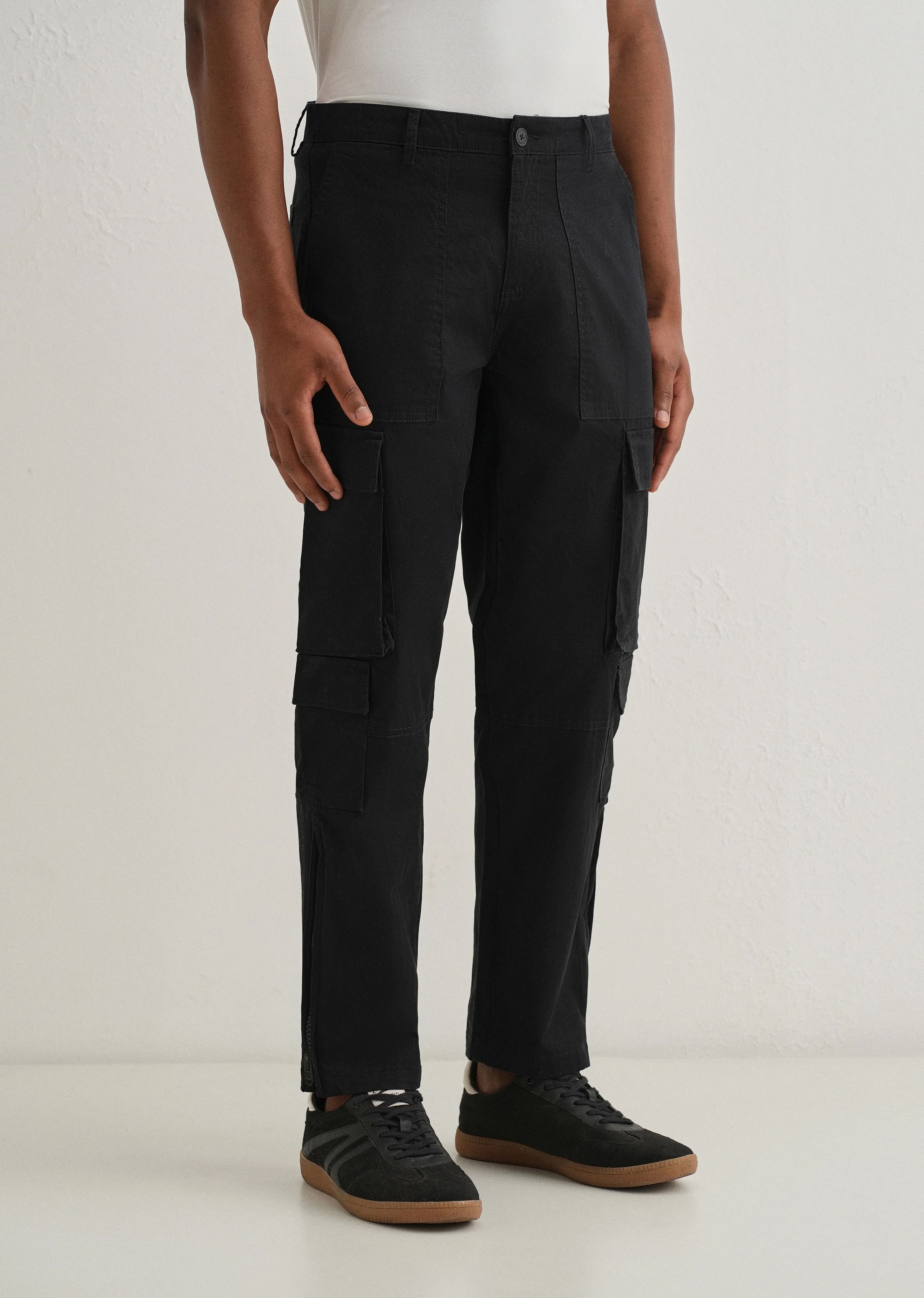 Nero Black Zipper Cargo Pant - Image 4