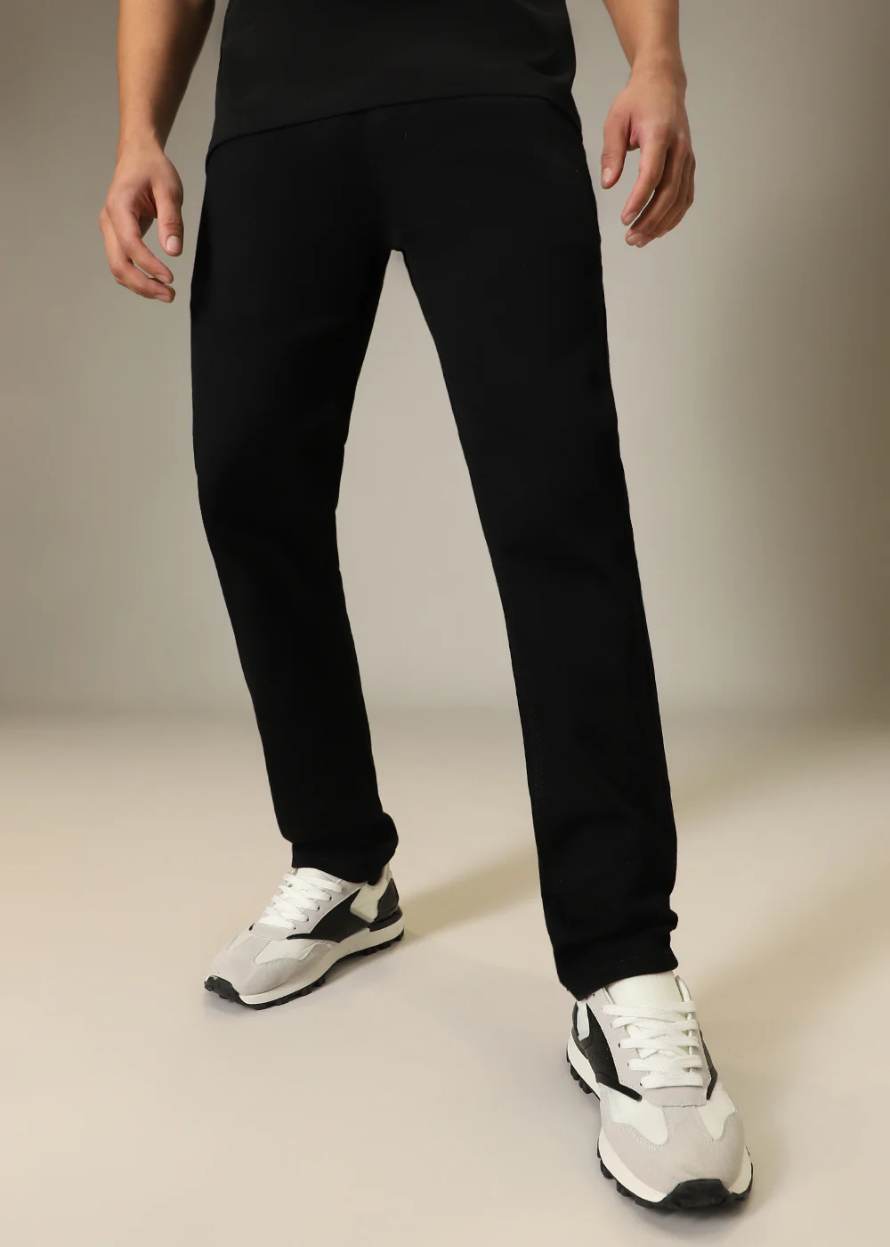 Nova Black Slim fit Jeans - Image 5