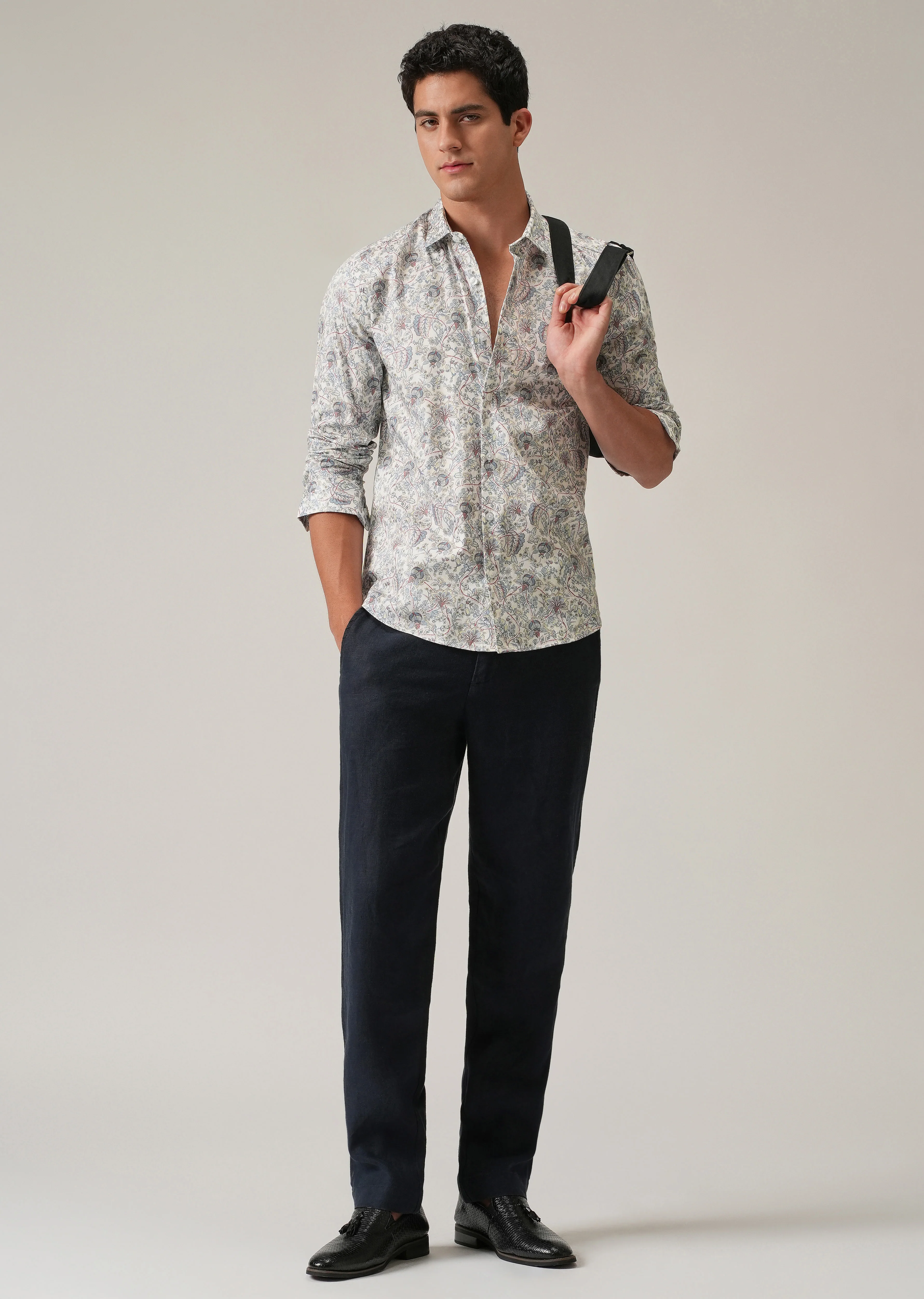 Off-White Ditsy Floral Print Shirt - Image 6