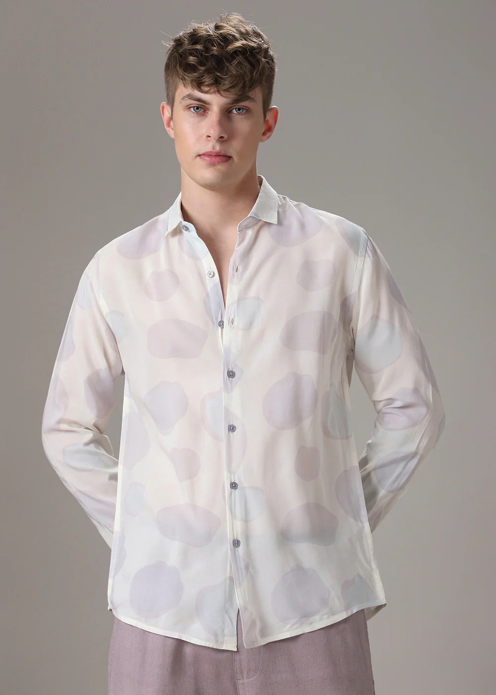 Off White Pink Printed Shirt - Image 3