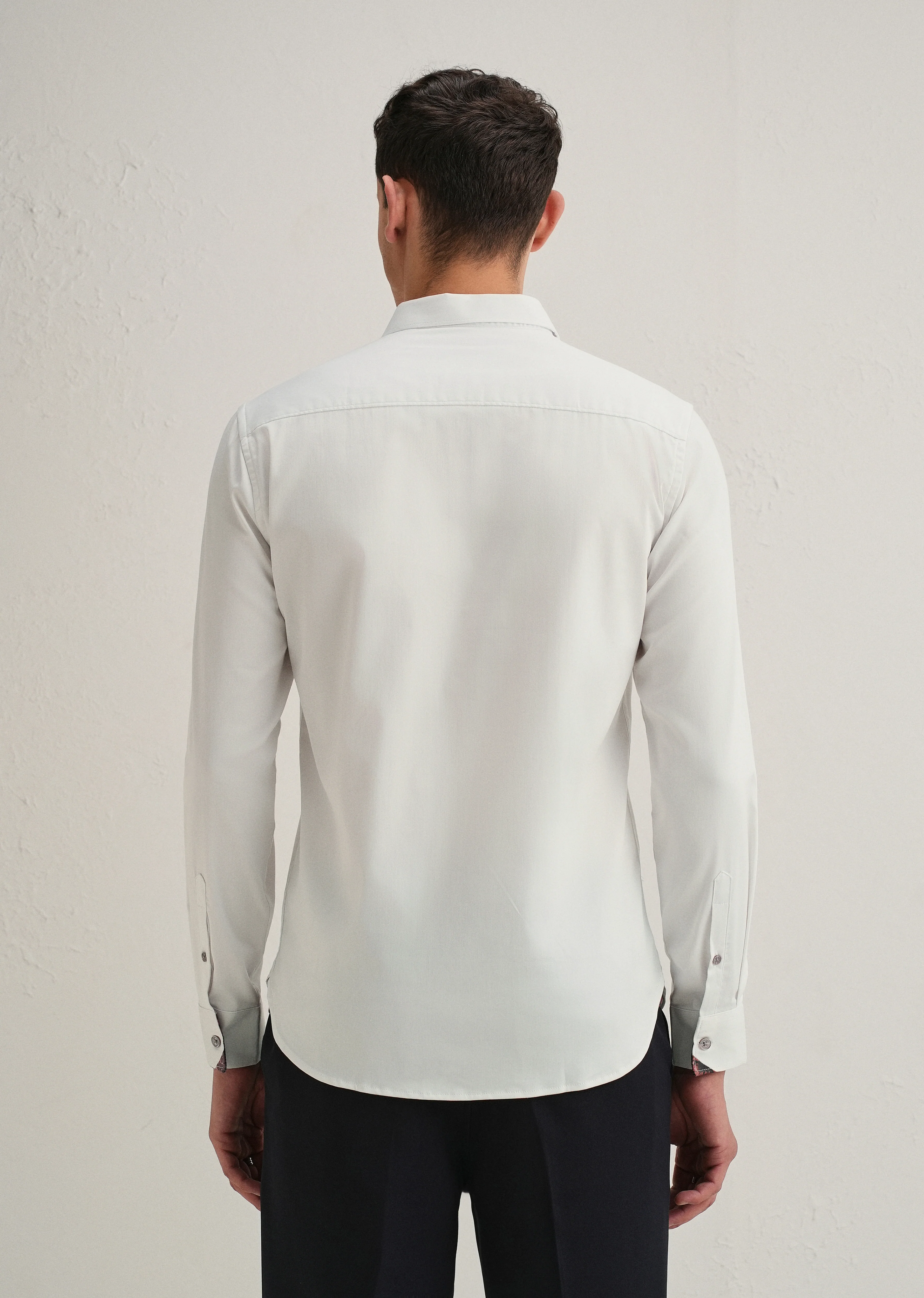 Off White Printed Cuff Shirt - Image 3