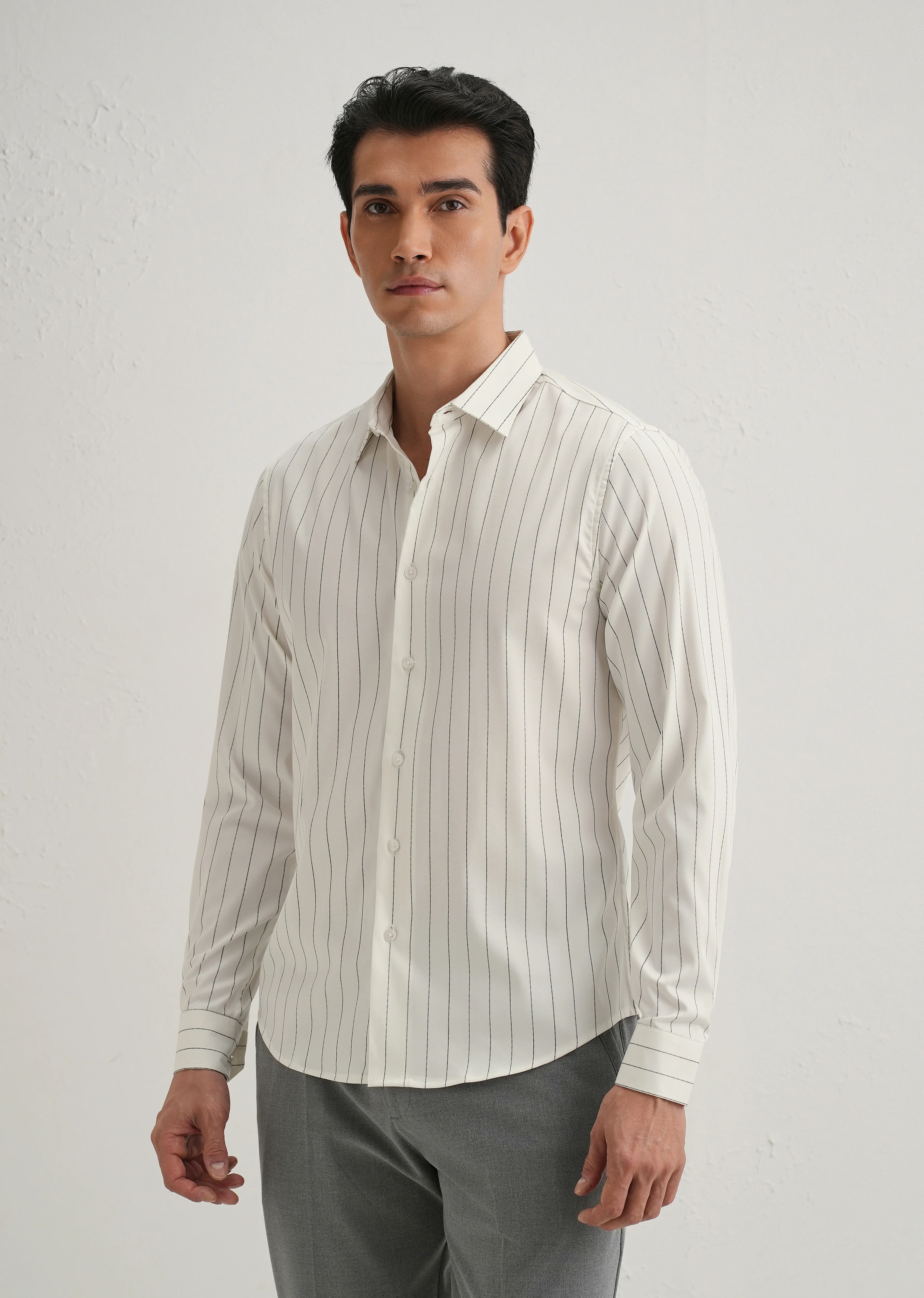 Off-White Vertical Stripe Shirt - Image 6