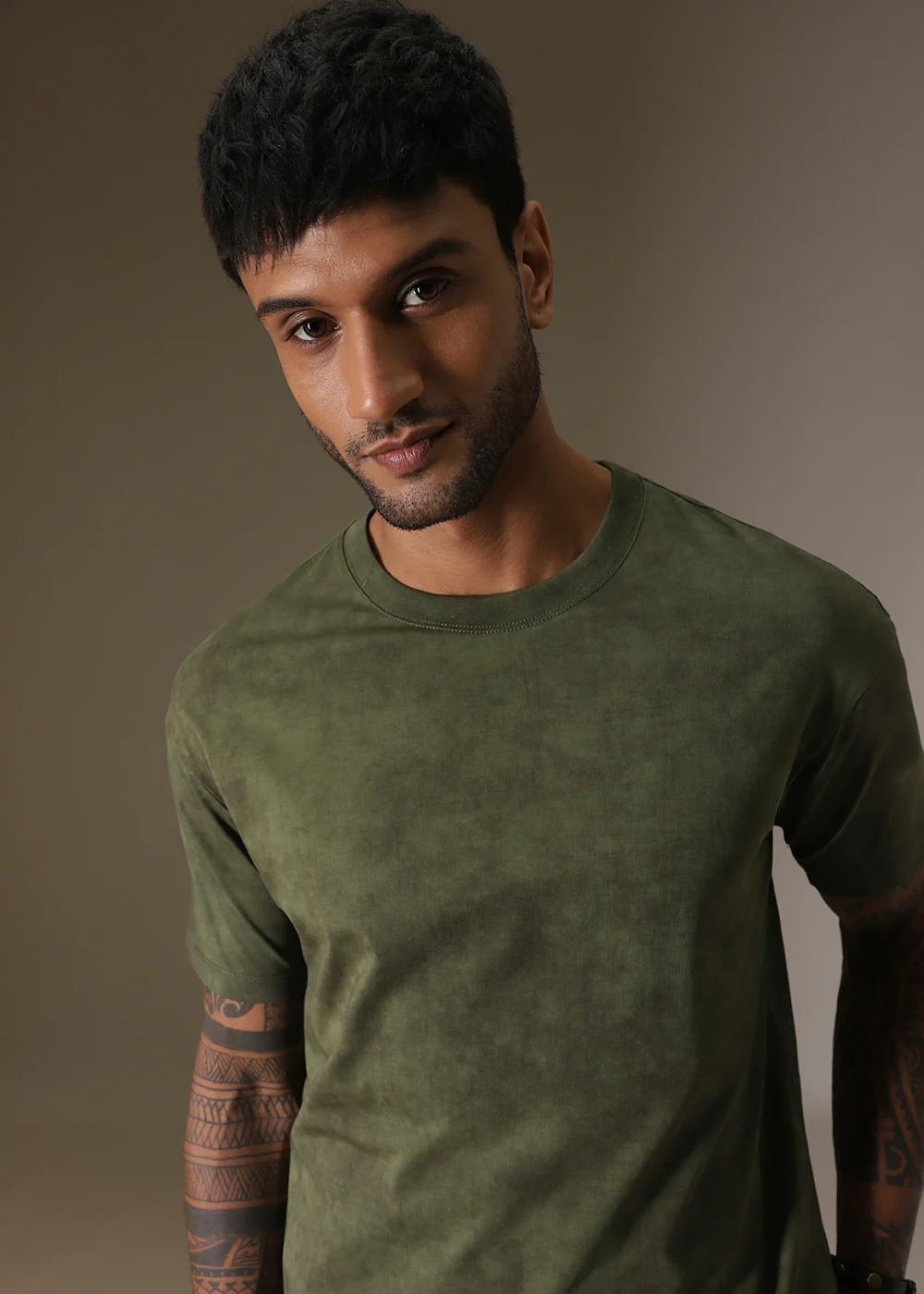 Olive Green Plain Crew Neck T-Shirt - Image 3
