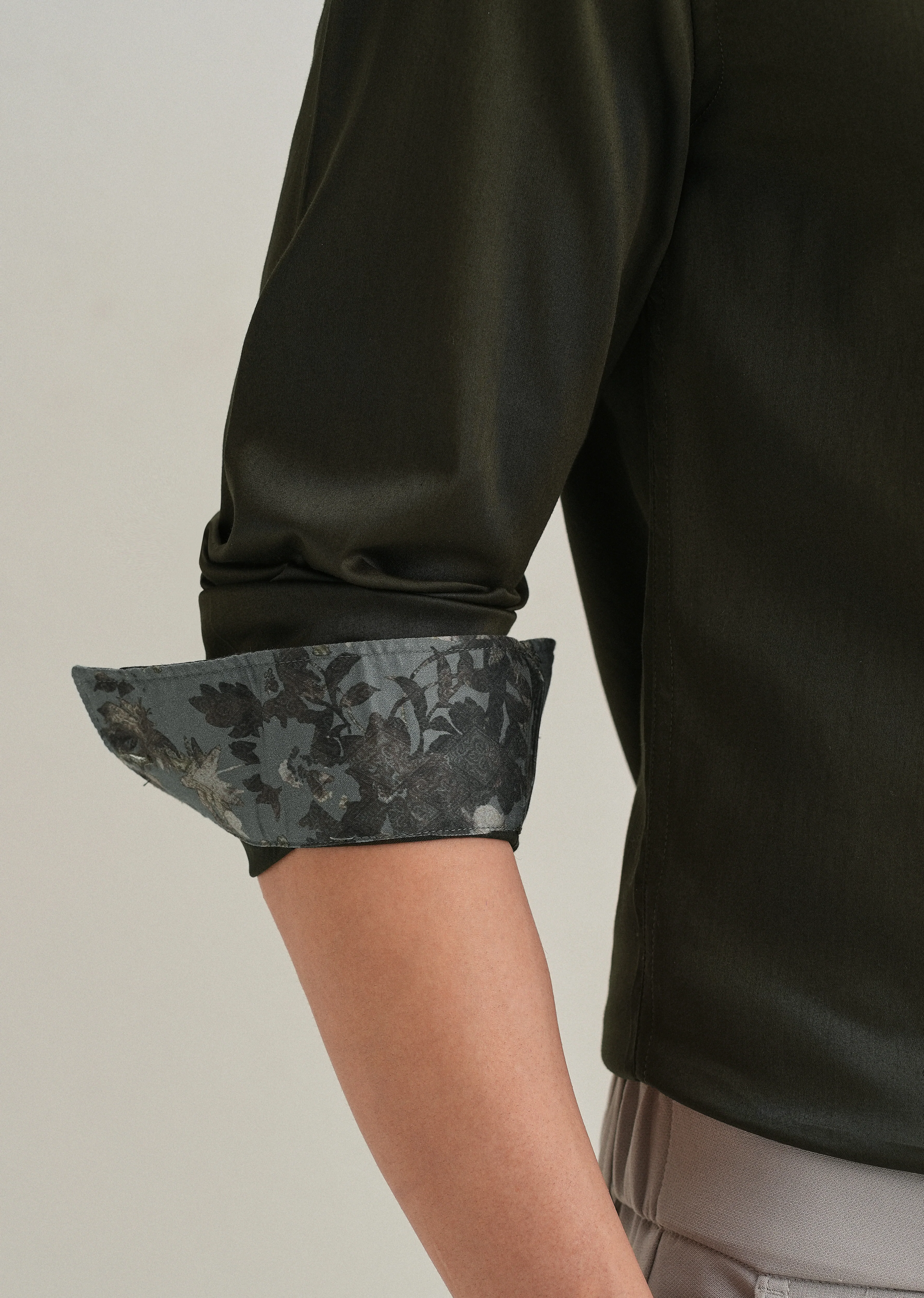 Olive Printed Cuff Shirt - Image 7