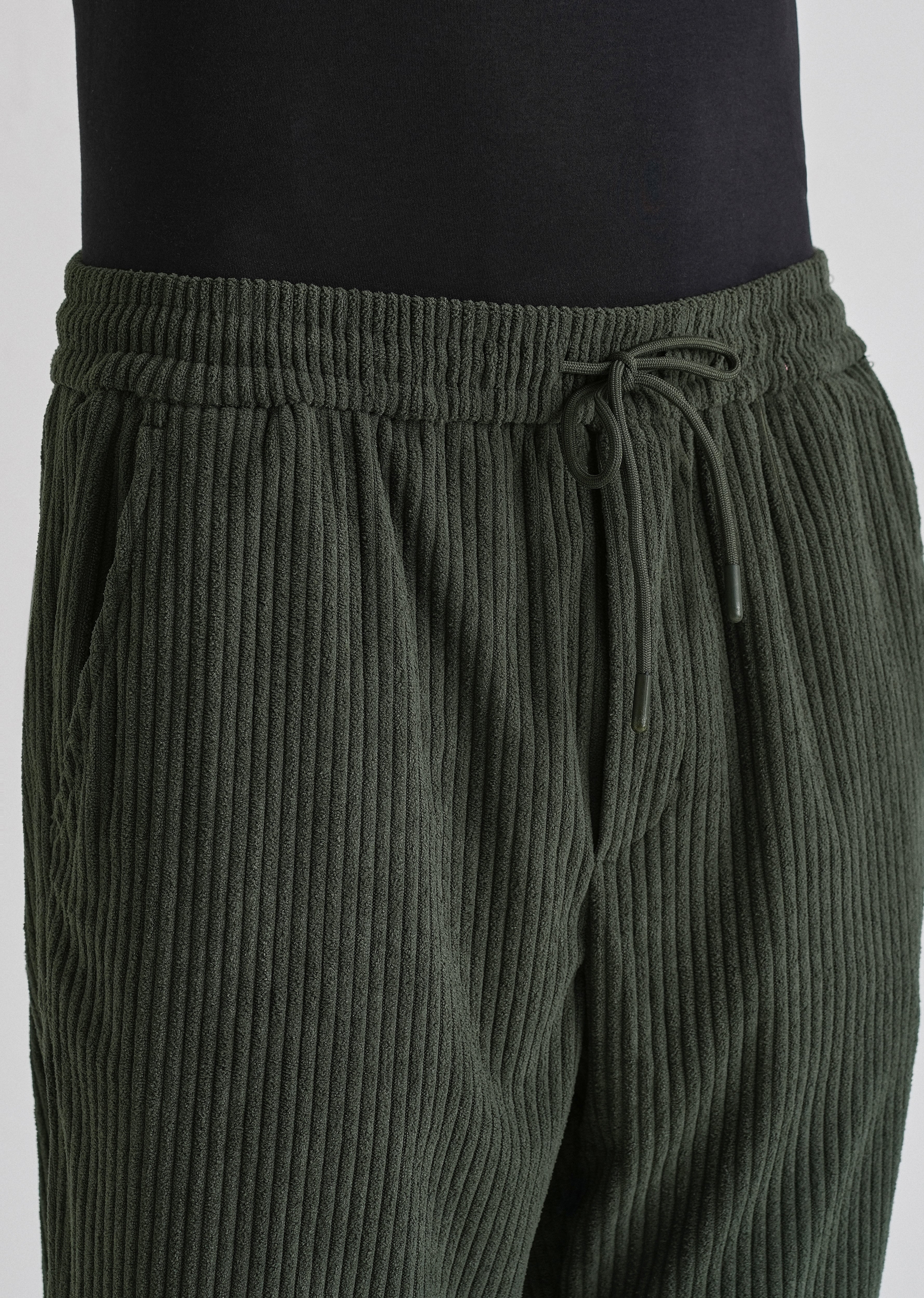 Olivine Corduroy Pant - Image 5