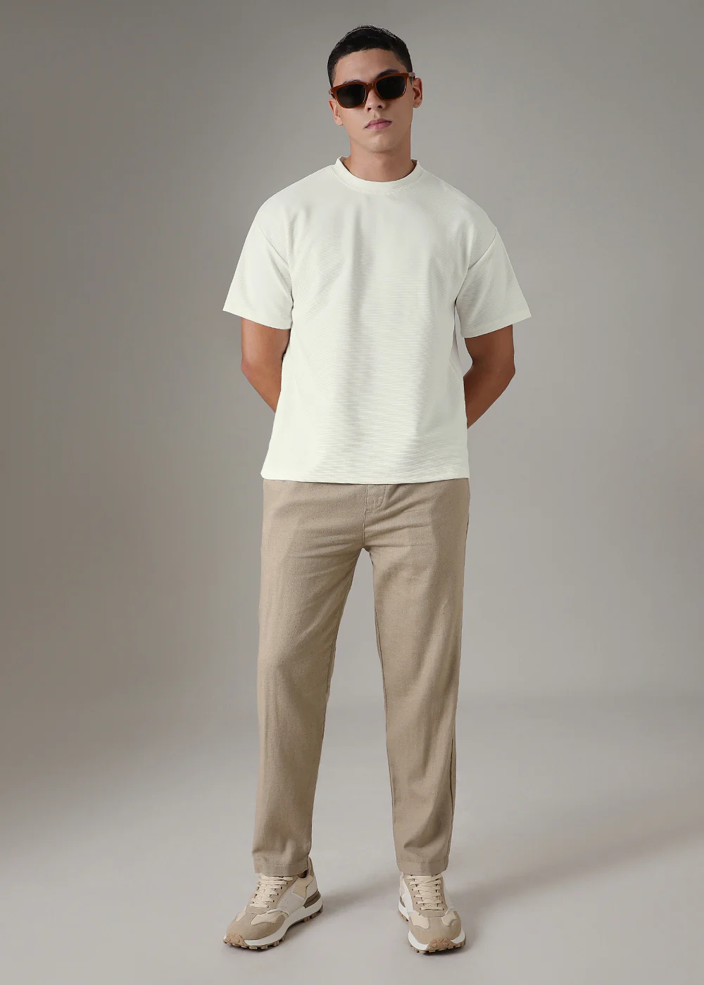 Oversized White Plain Textured T-shirt - Image 5
