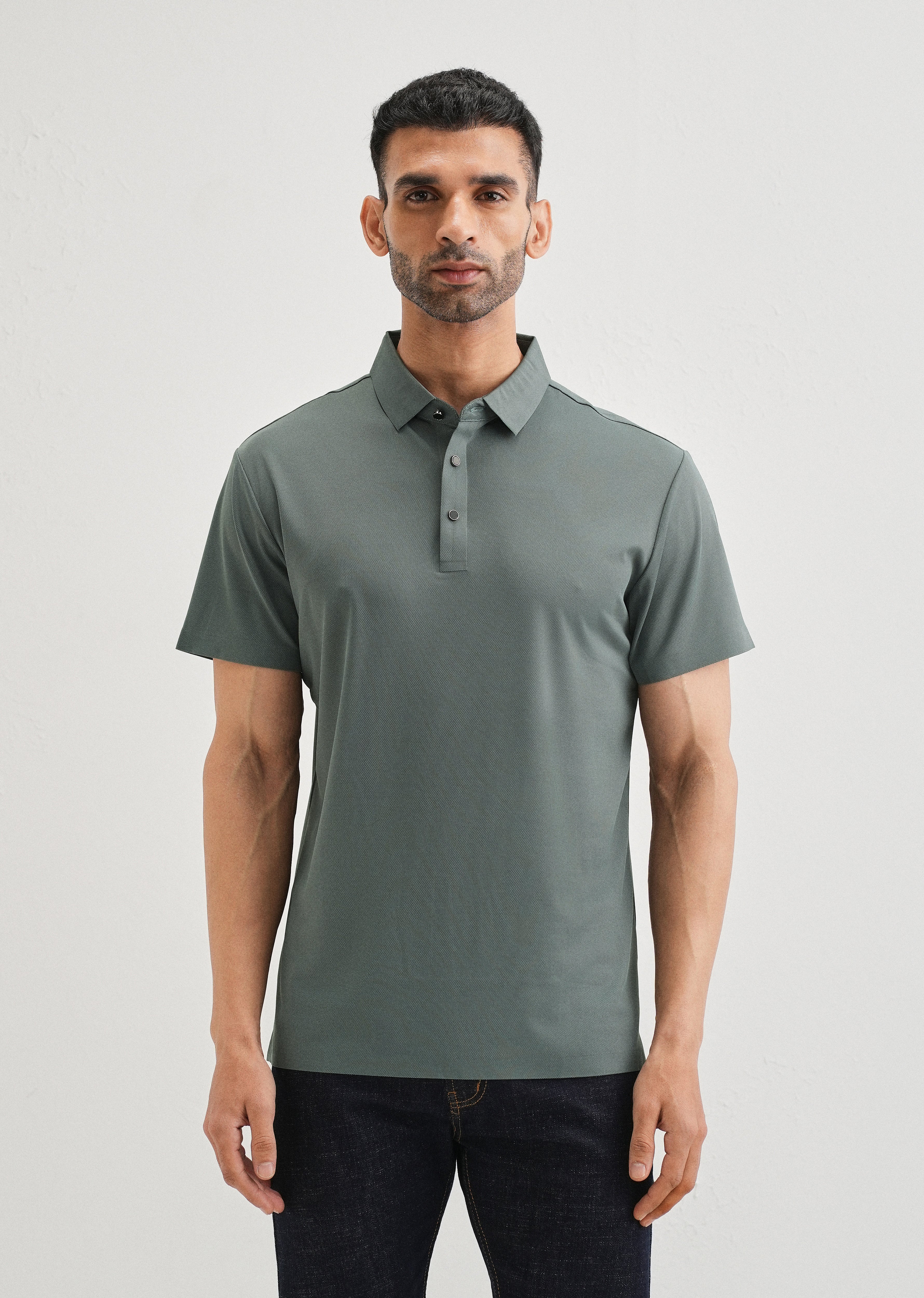 Patterned Green Plain Stitchless Polo T-shirt - Image 3
