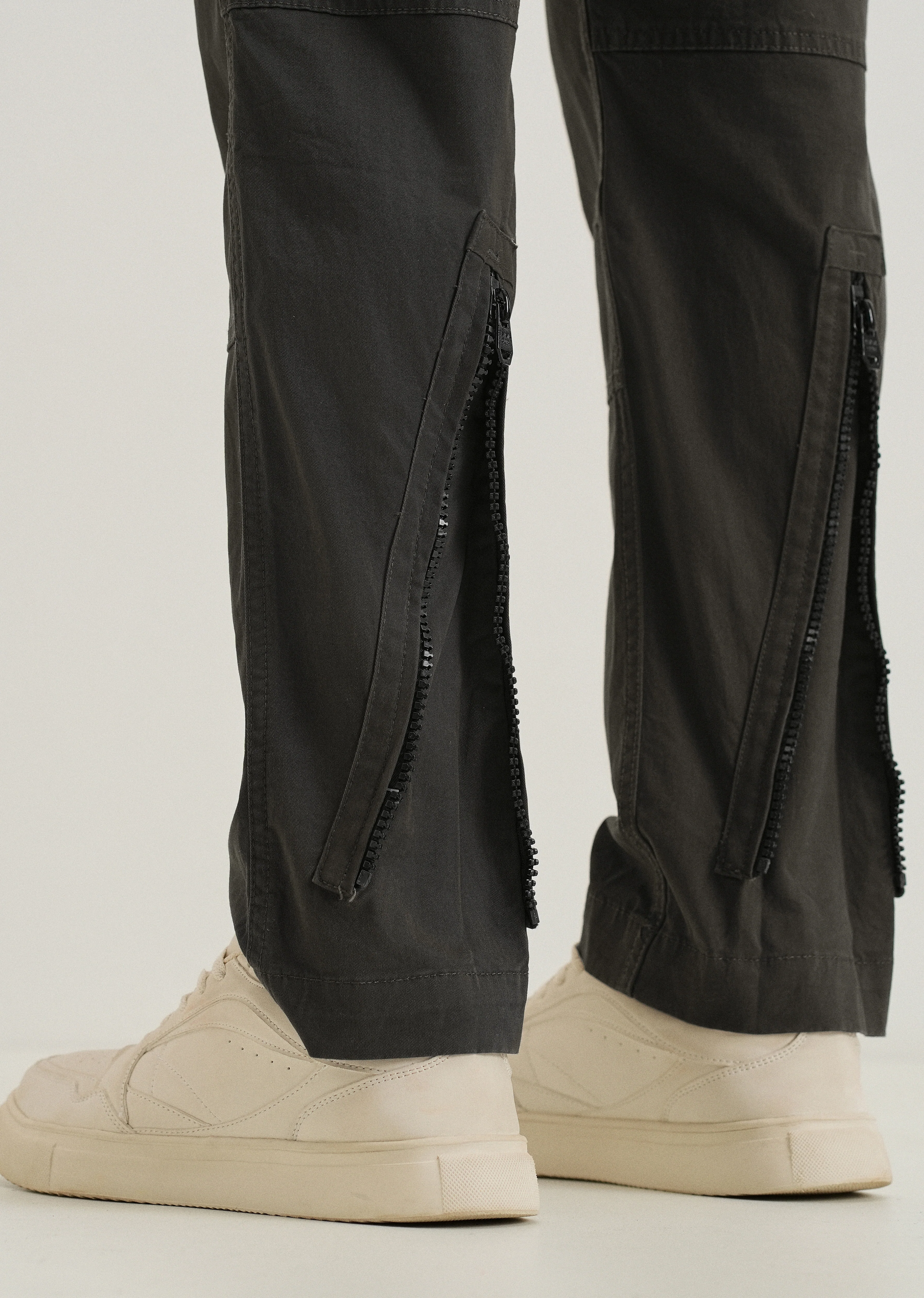 Pine Green Zipper Cargo Pant - Image 6