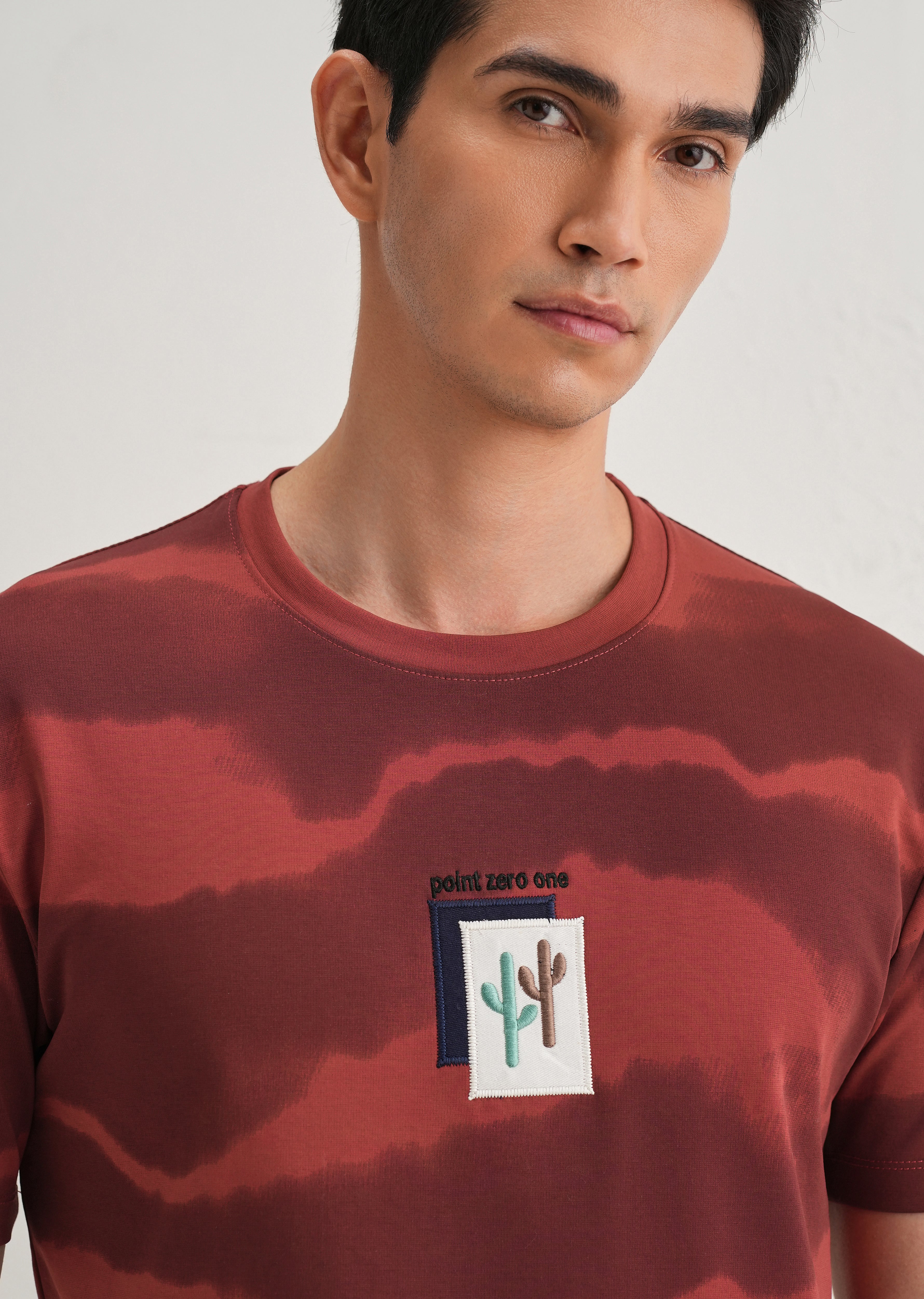 Red Dye Cactus Patch Print T-Shirt - Image 6