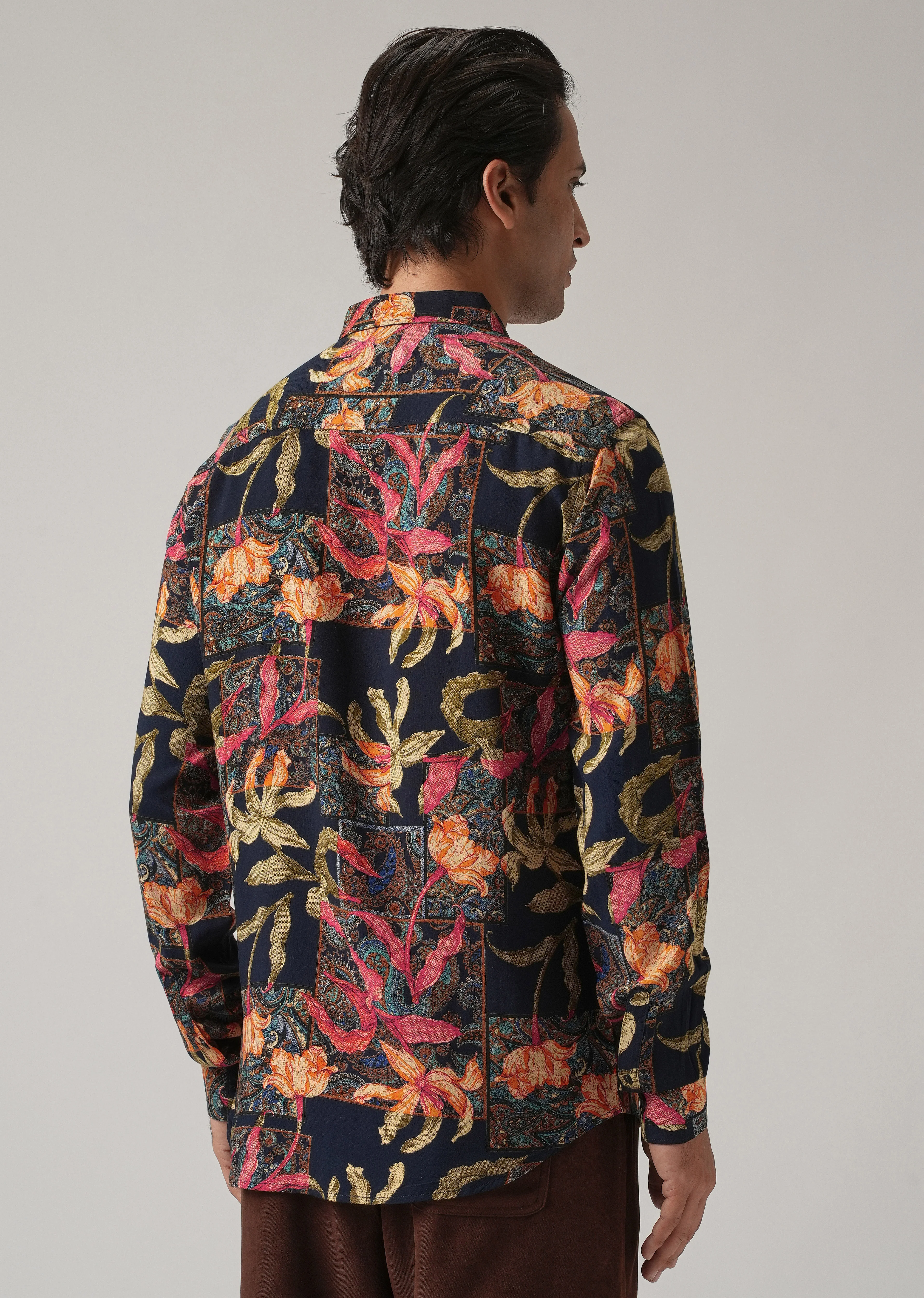 Red Exotic Lily Print Feather Shirt - Image 2