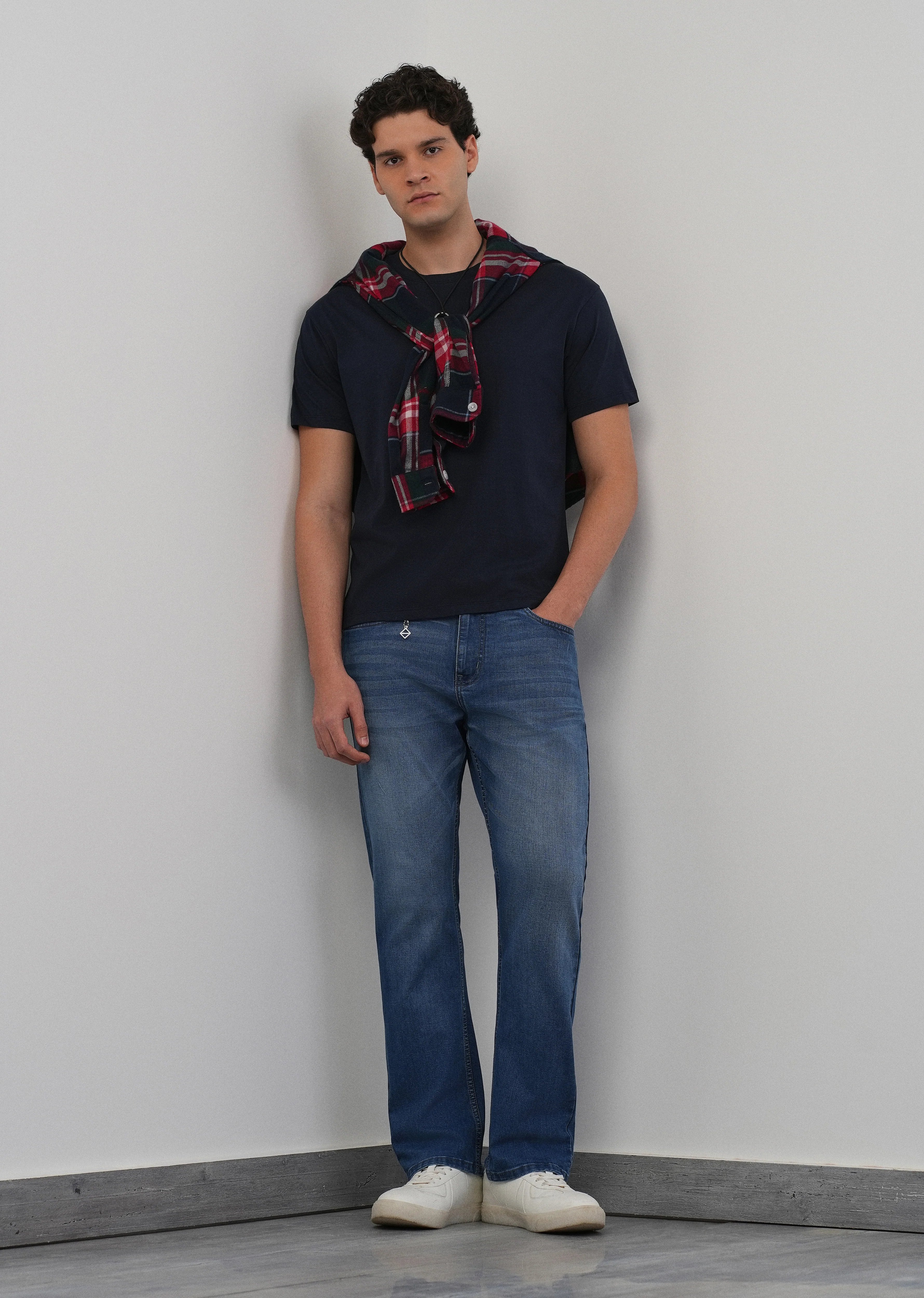 Retro Mid Blue Straight Fit Jeans - Image 6