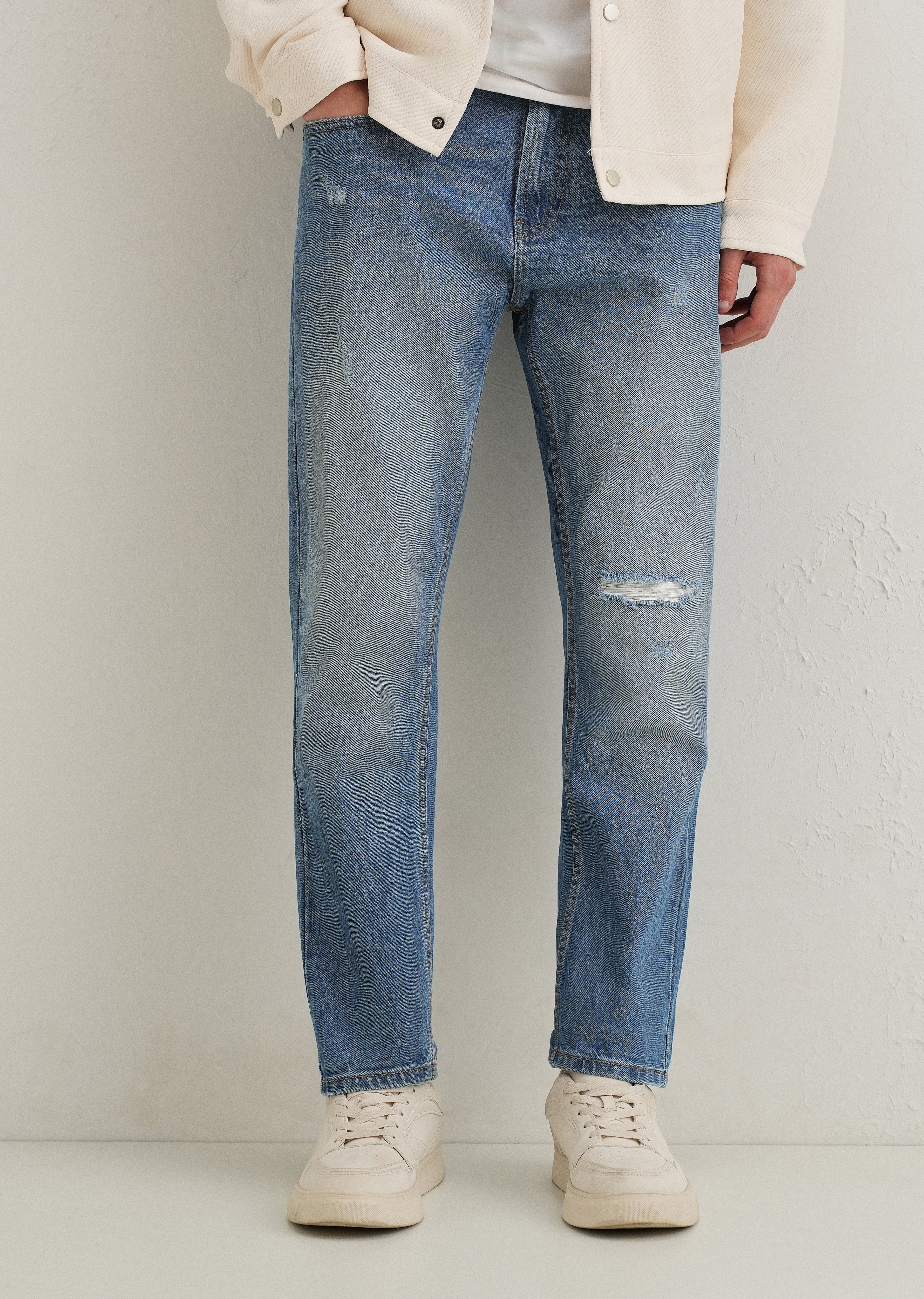 Ripped Fade Slim fit Jeans - Image 7