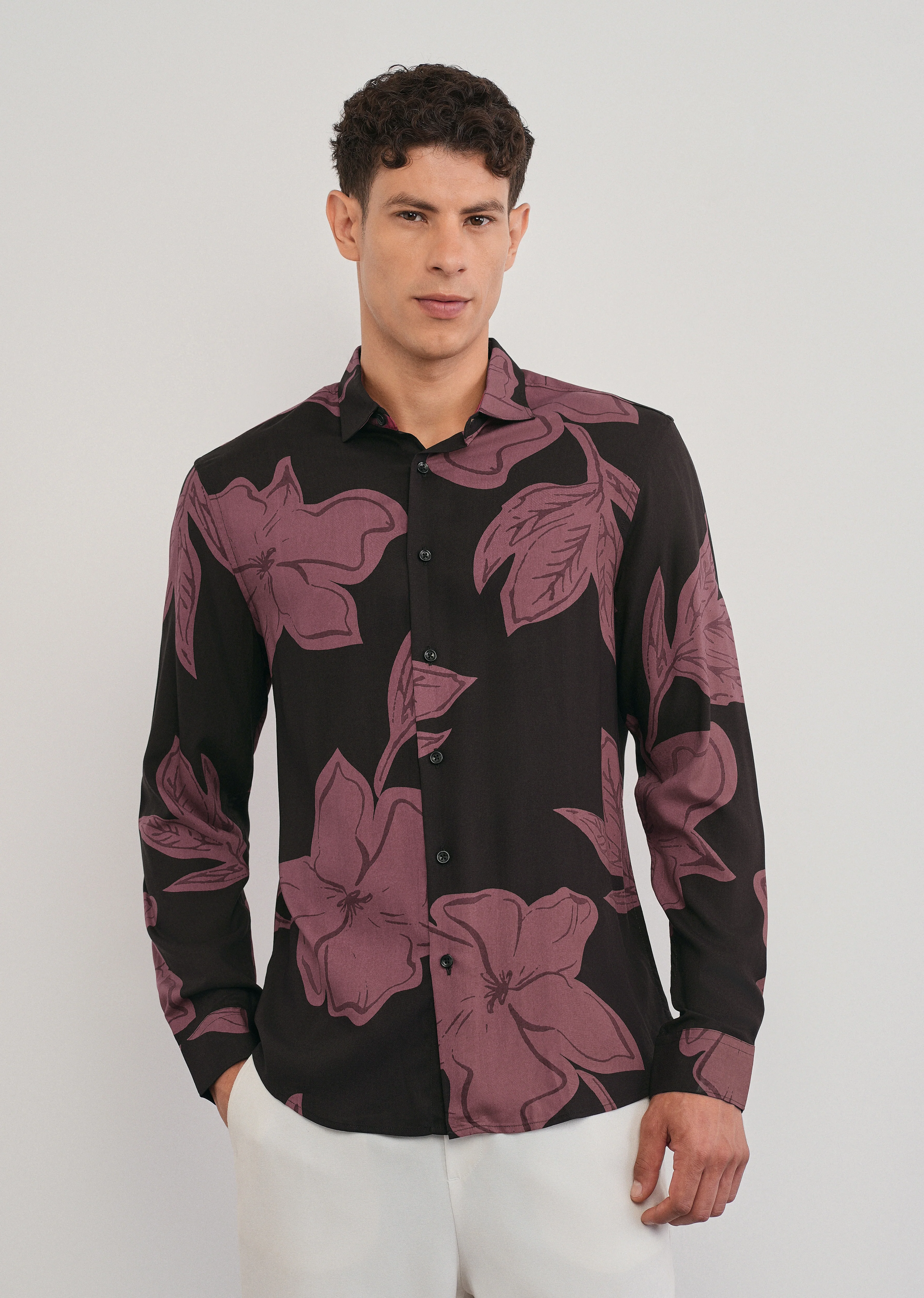 Rose Red Bold Floral Print Shirt - Image 3
