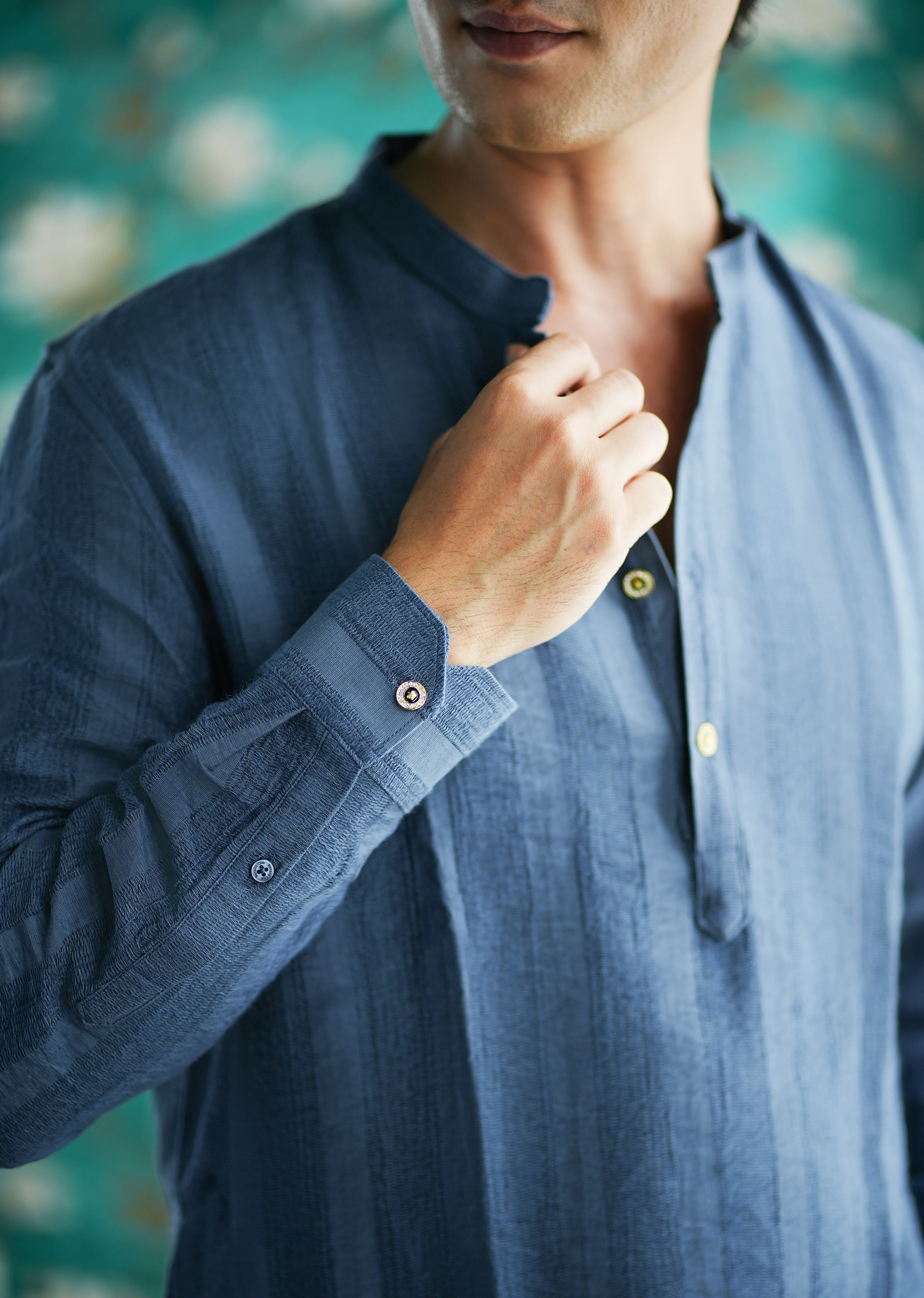 Sapphire Blue Textured Vertical Stripe Kurta - Image 3