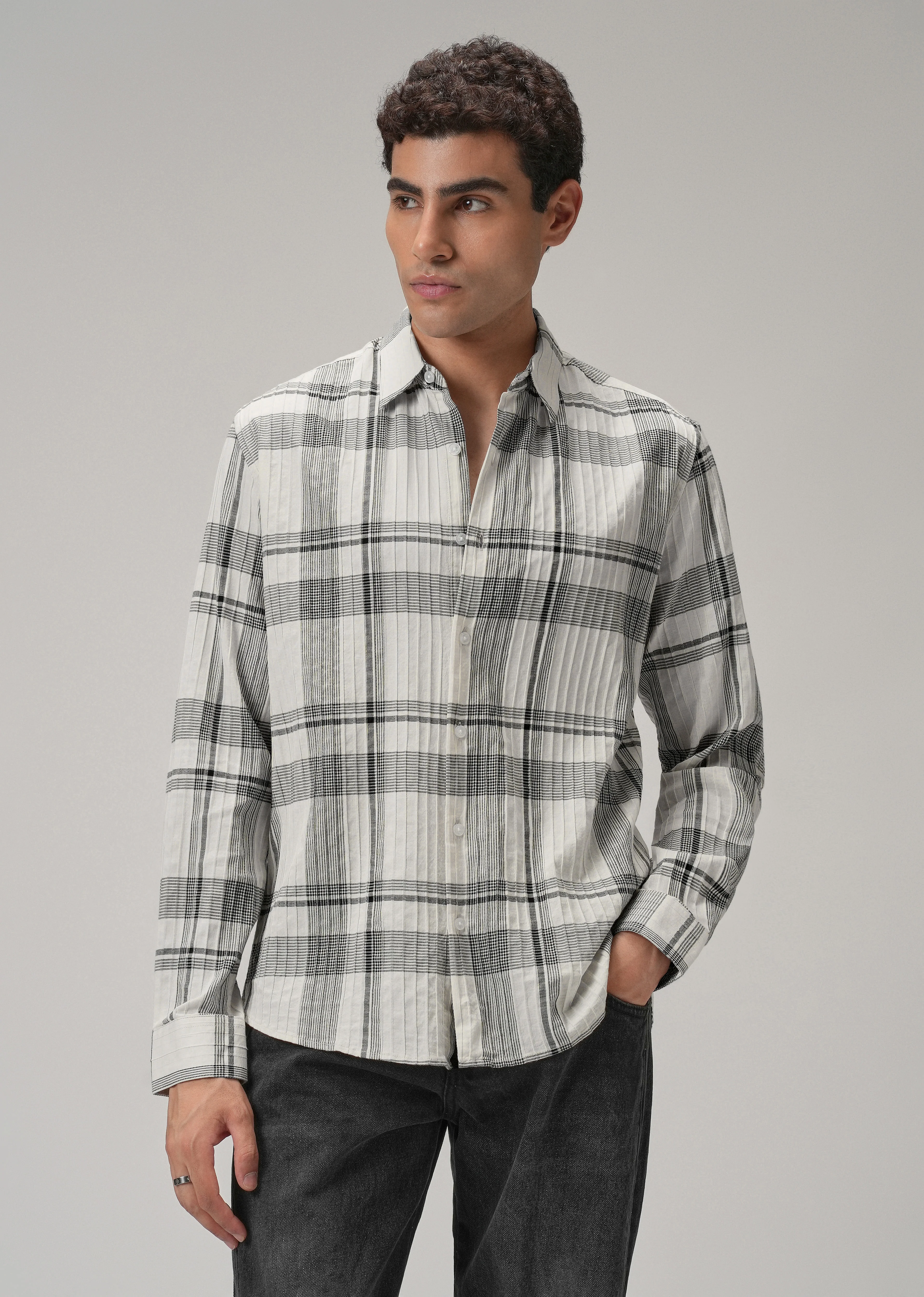 Self Pleat White Check Shirt - Image 3