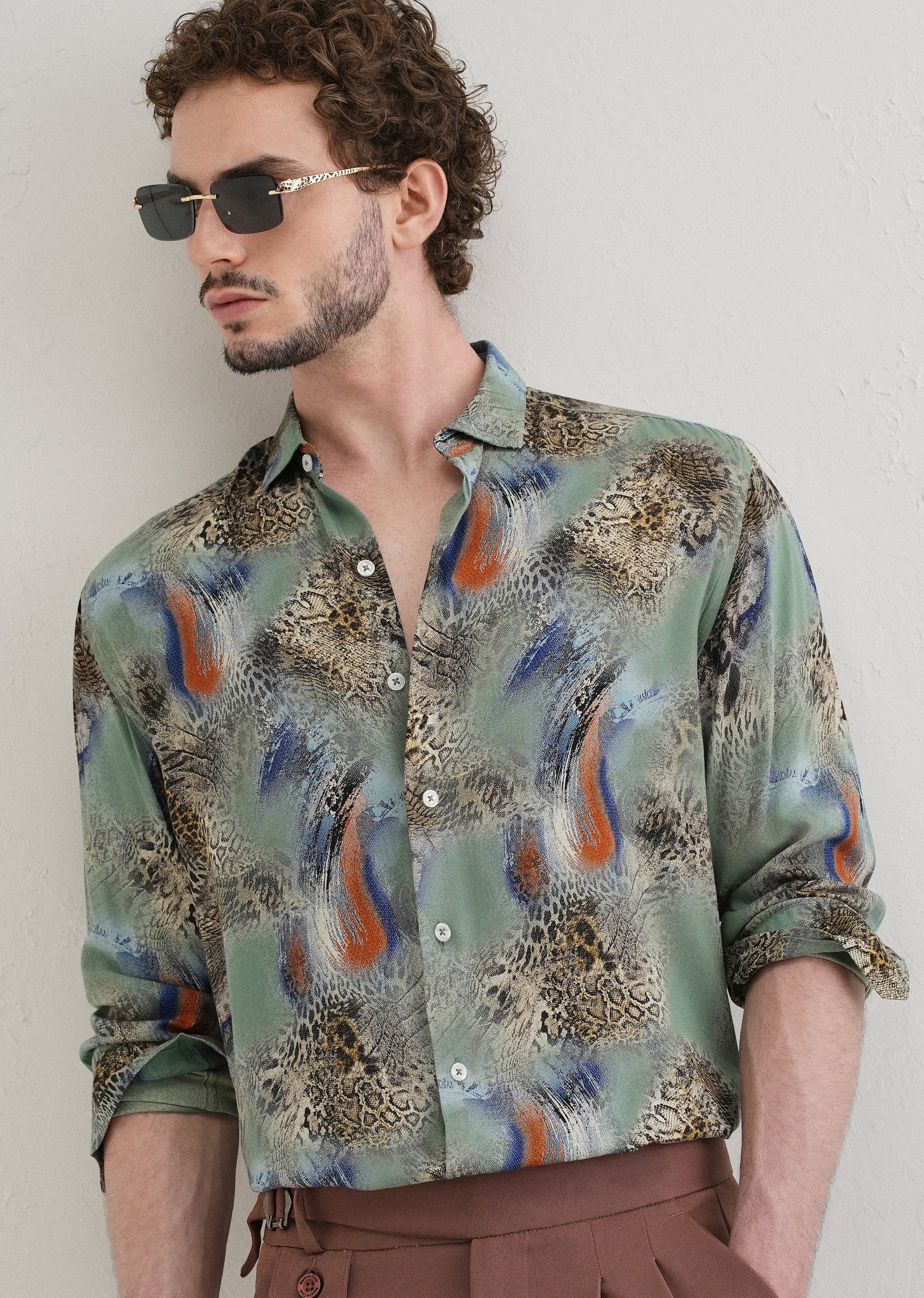 SnakeSkin Green Feather shirt - Image 7