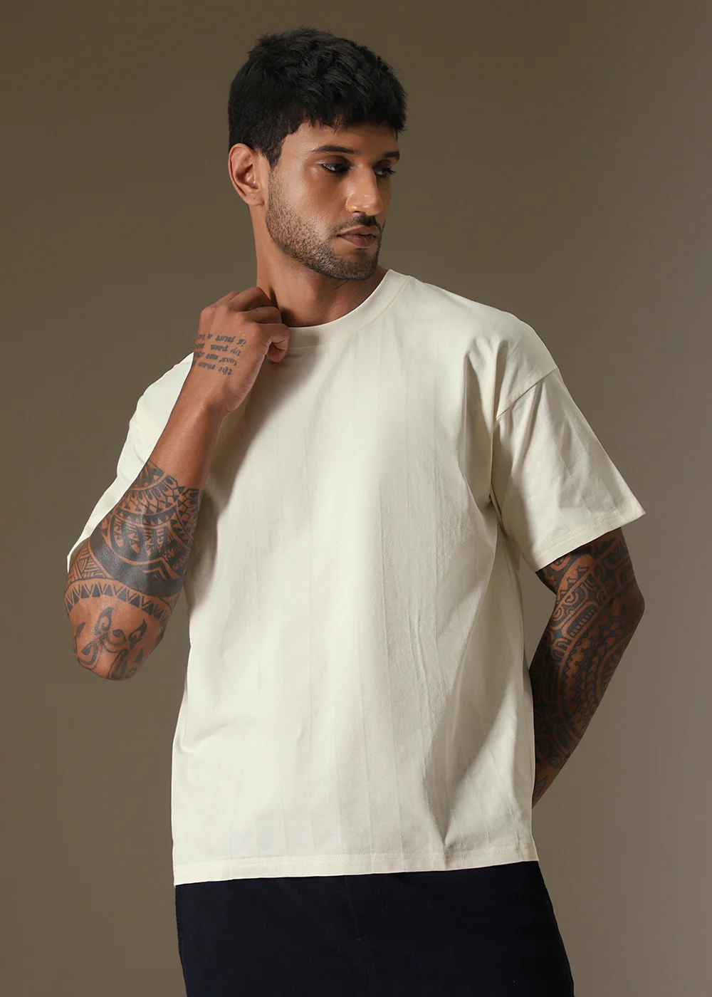 Striped Off White Oversized T-shirt - Image 5