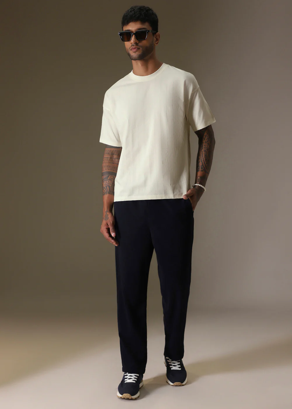 Striped Off White Oversized T-shirt - Image 6