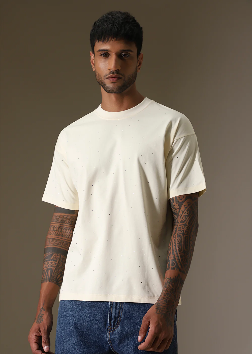 Stud Off White Oversized T-shirt - Image 3