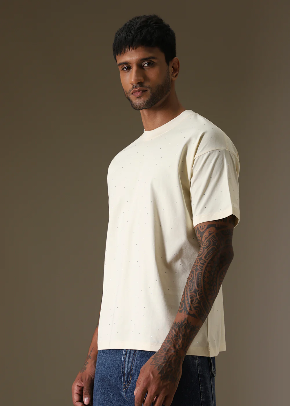 Stud Off White Oversized T-shirt - Image 6