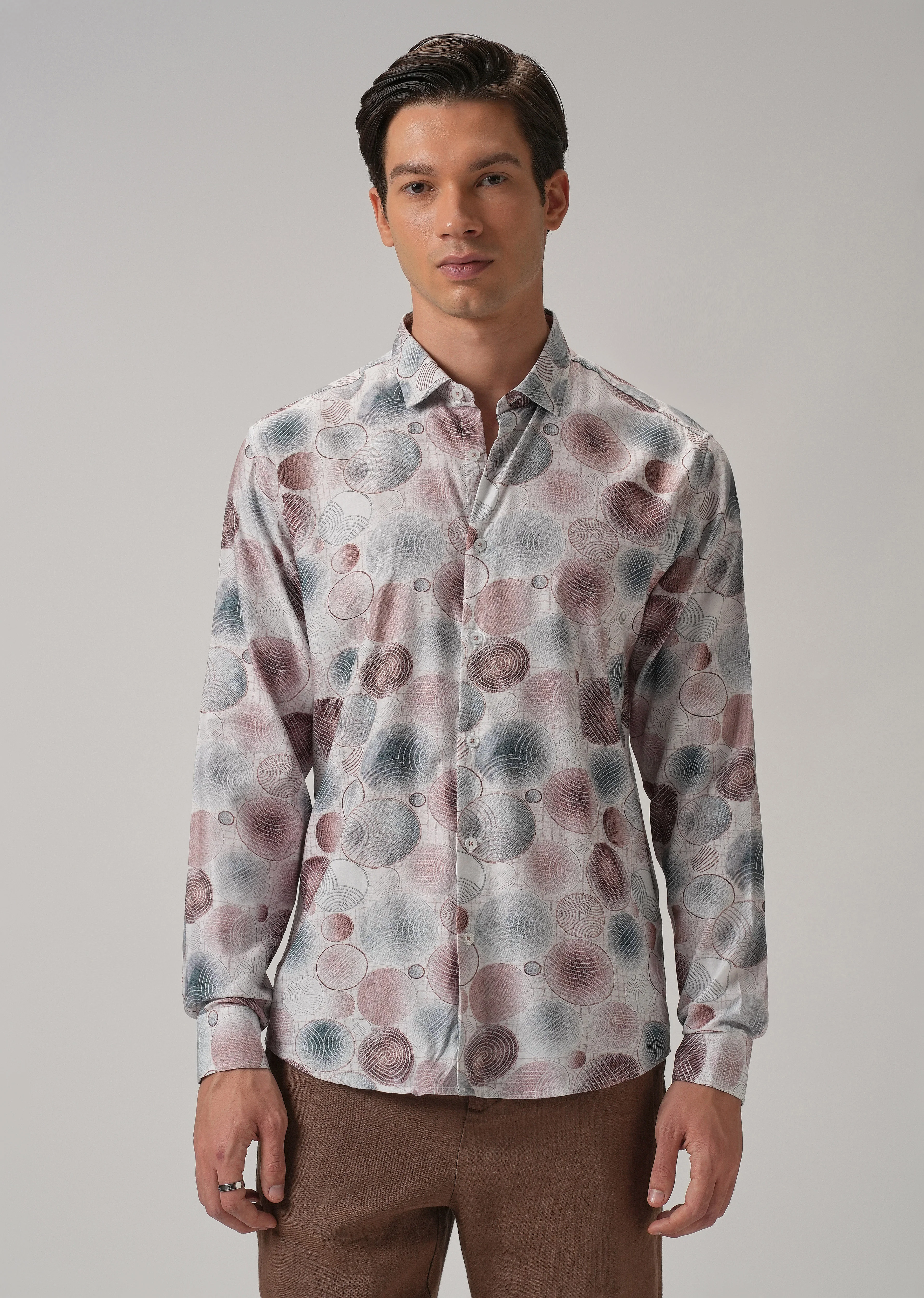 Stylish Geometric Print Shirt - Image 4