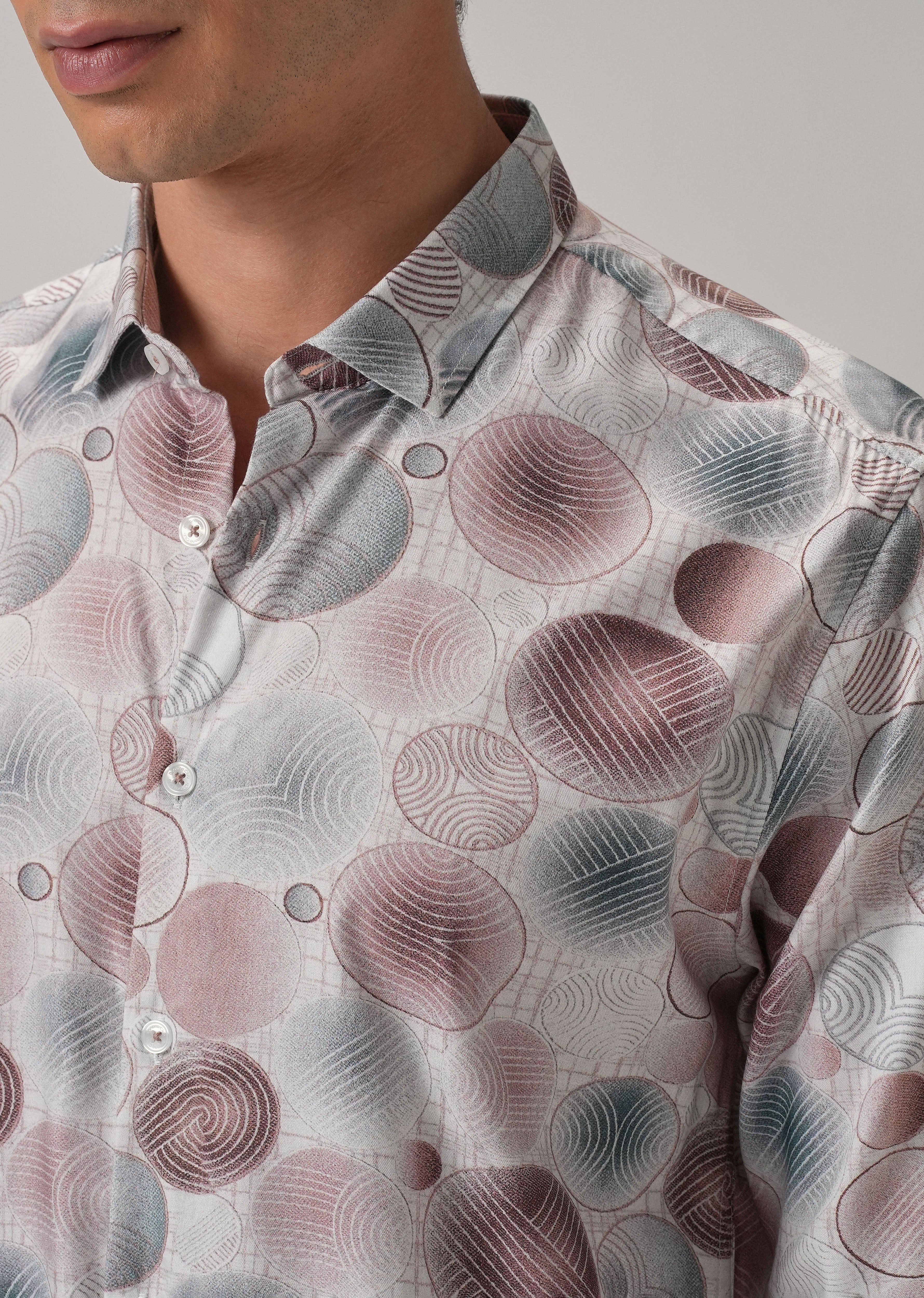 Stylish Geometric Print Shirt - Image 5