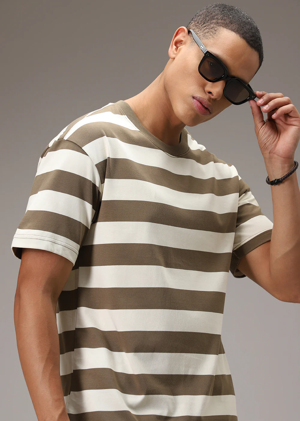 Tan And White Striped T-shirt - Image 8