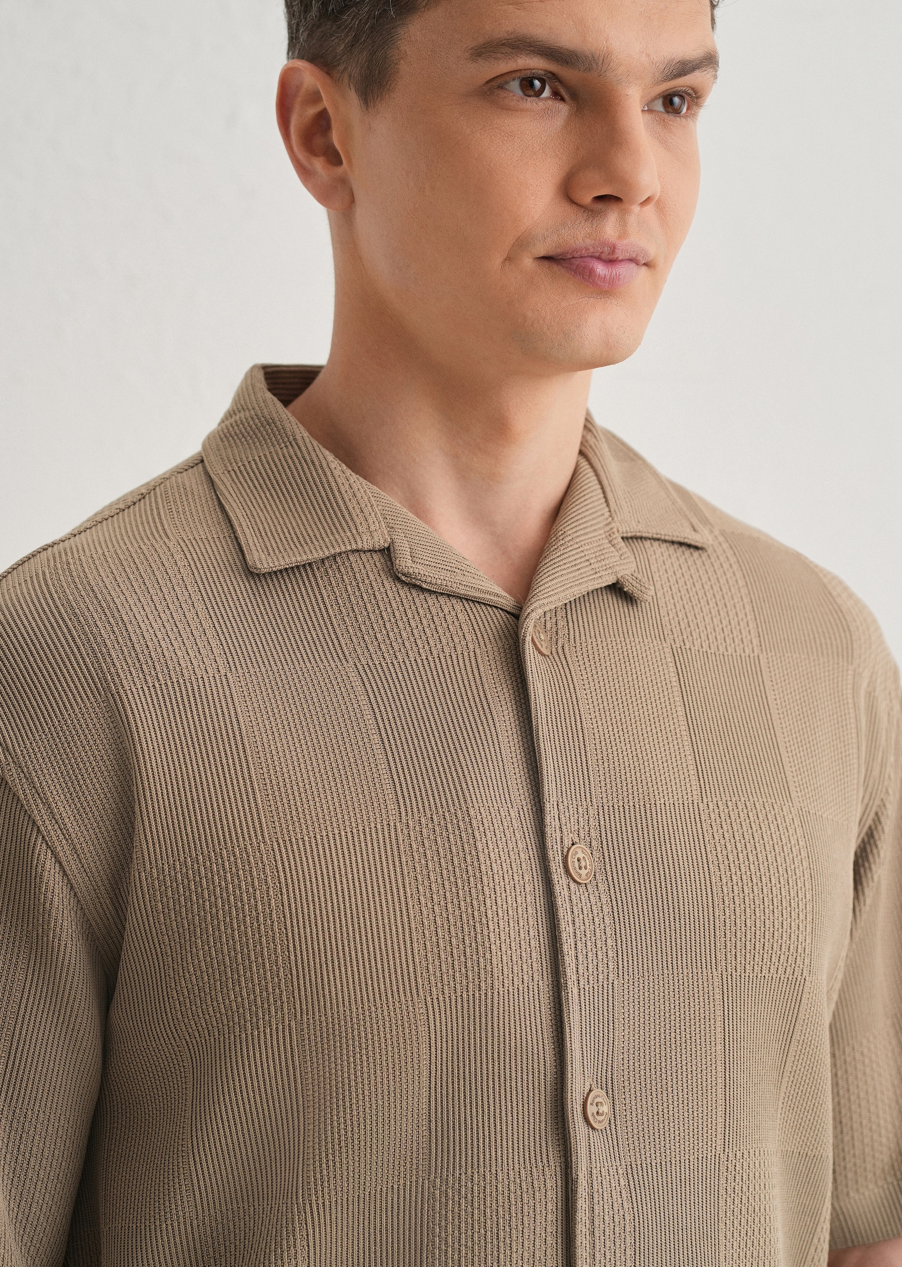Taupe Textured Check Knit Shirt - Image 5