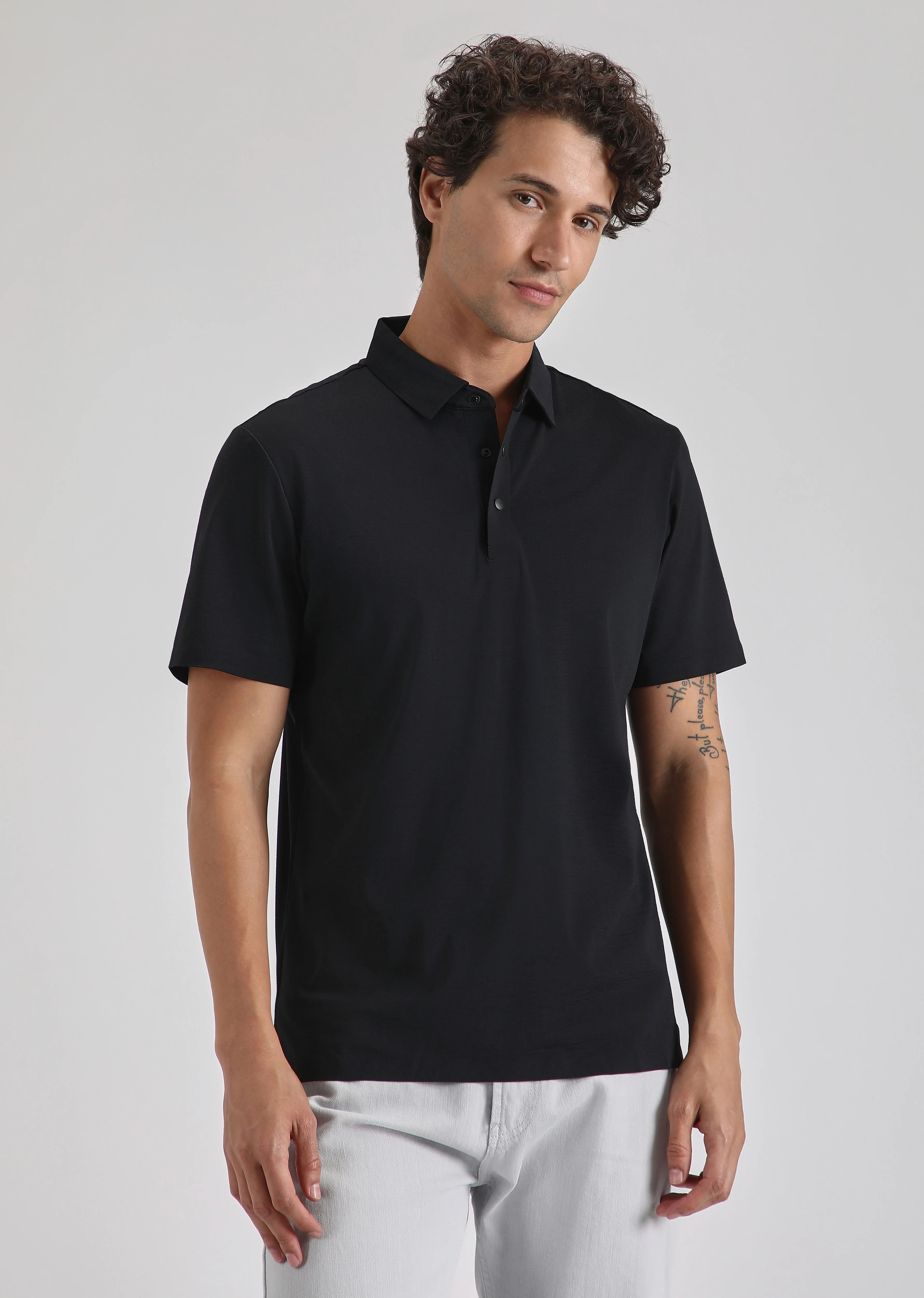 Textured Black Plain Stitchless Polo T-shirt - Image 3