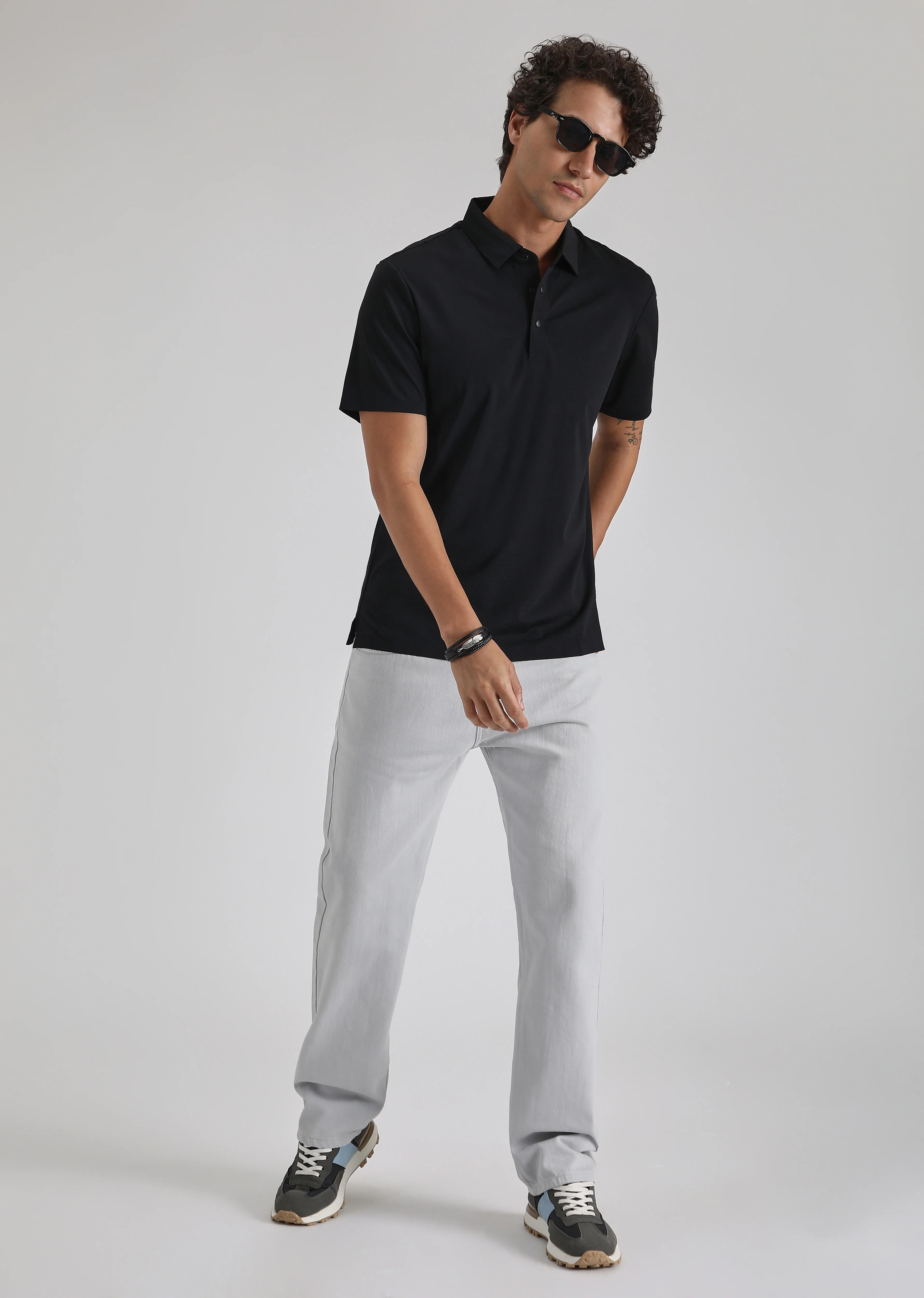 Textured Black Plain Stitchless Polo T-shirt - Image 6