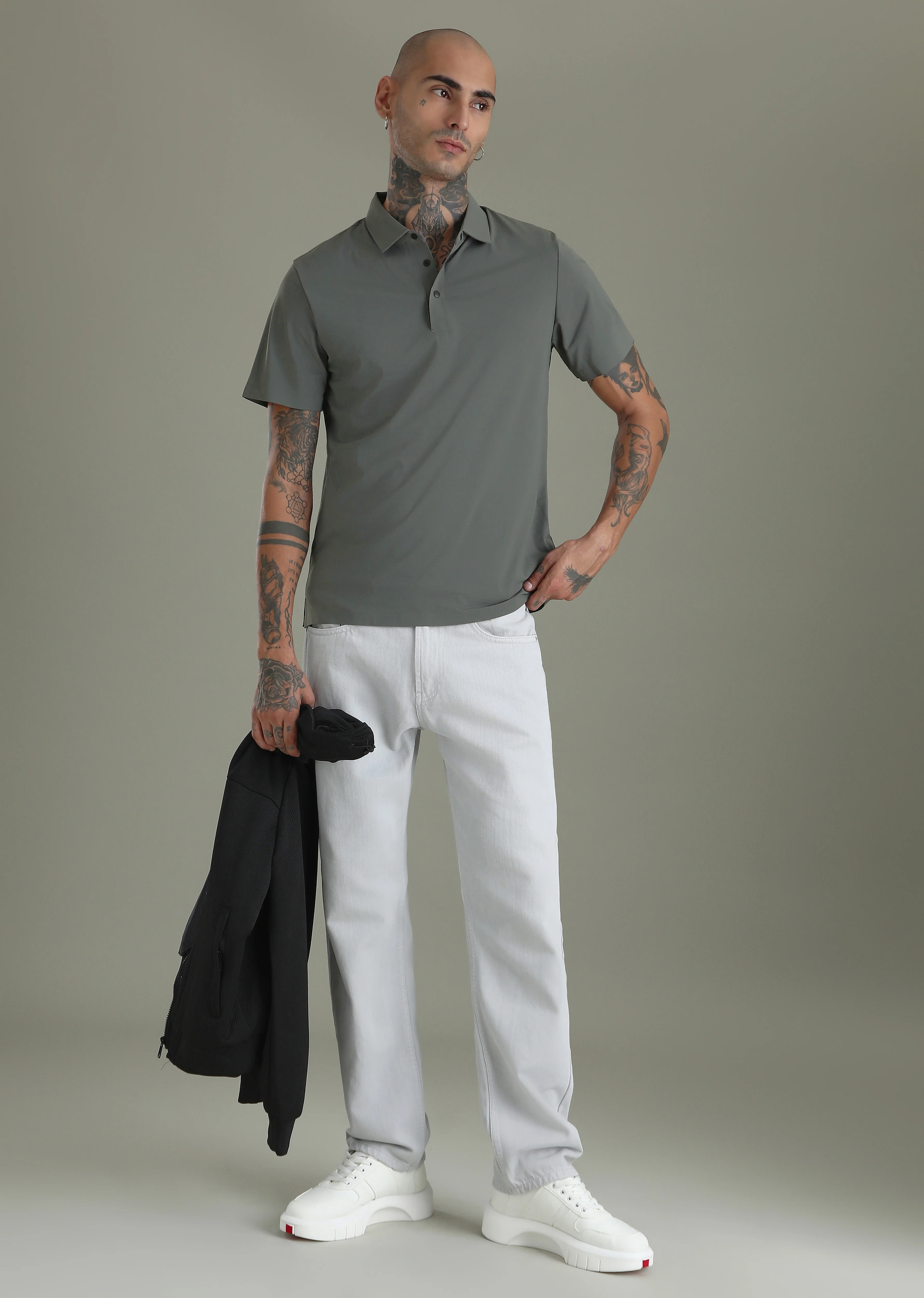 Textured Grey Plain Stitchless Polo T-shirt - Image 6