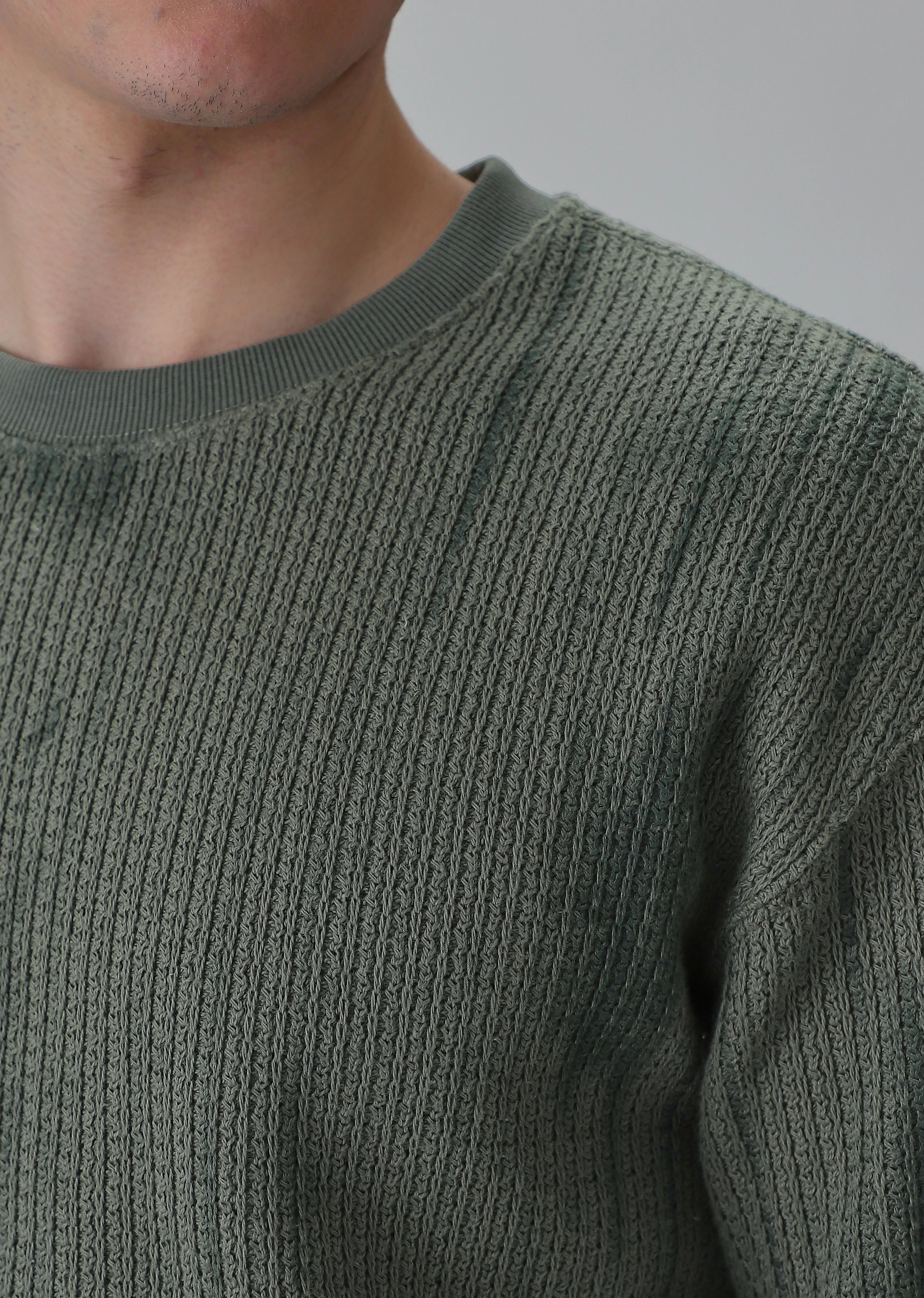 Textured Knit Green Sweatshirt - Image 5