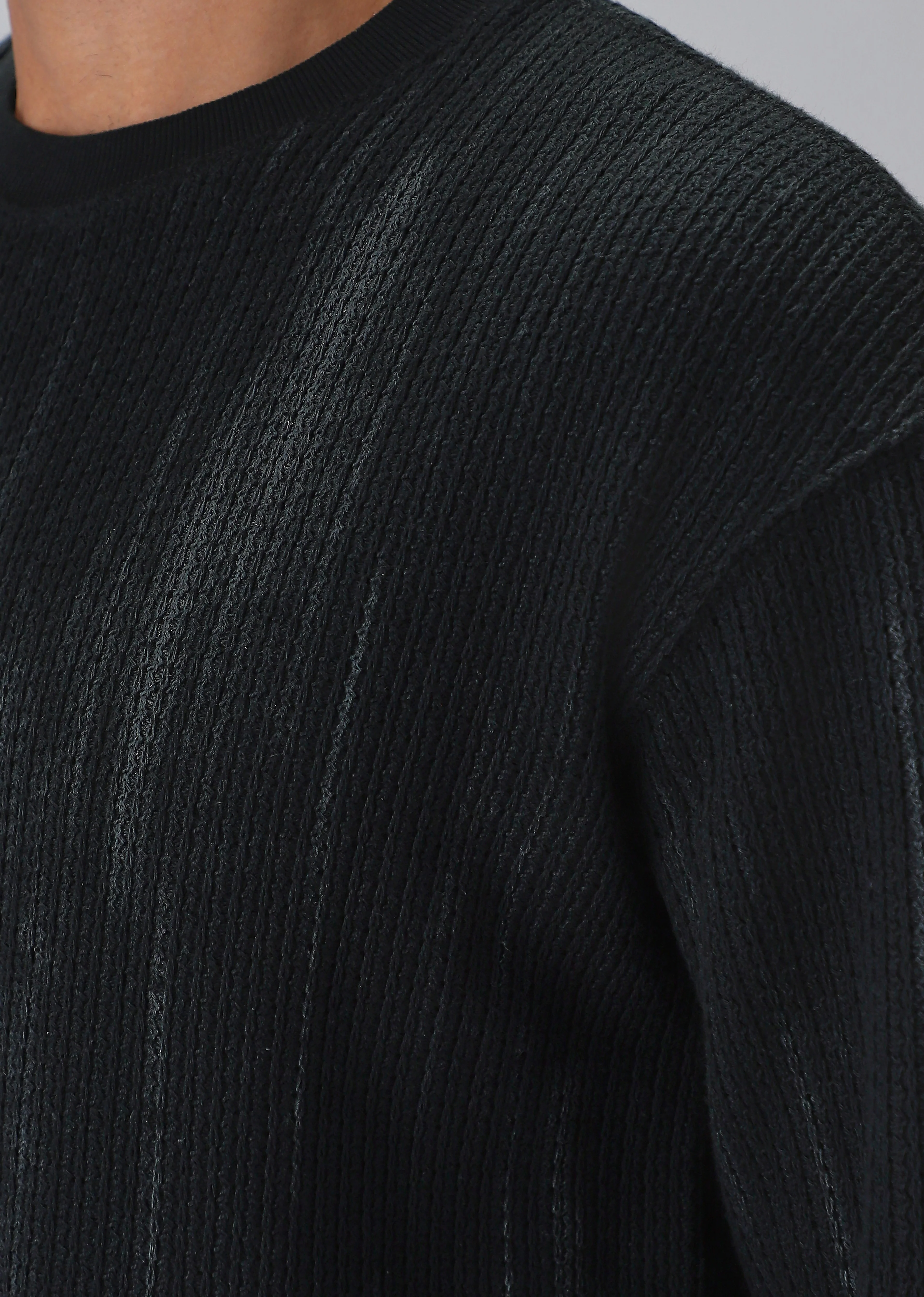 Textured Knit Grey Sweatshirt - Image 5