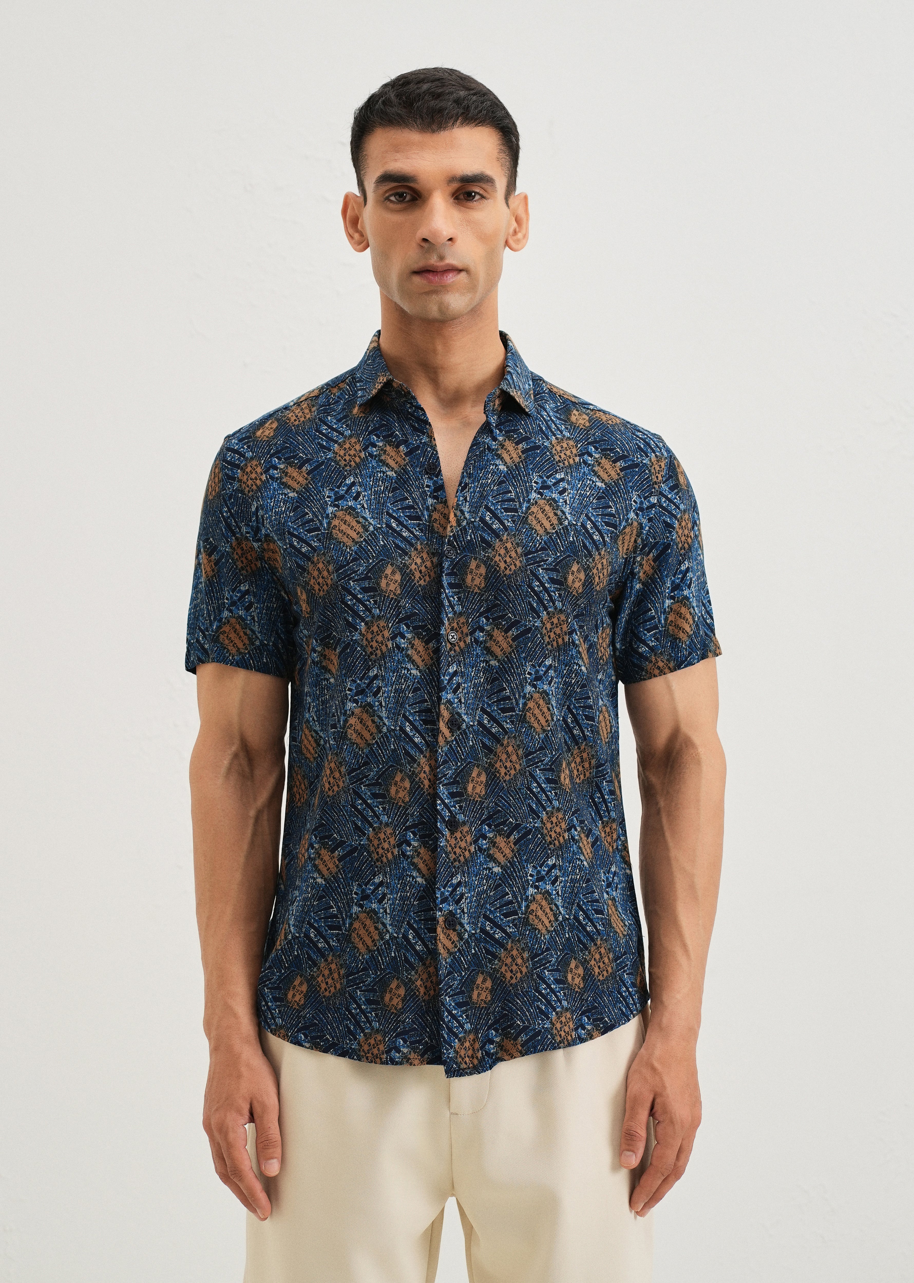 Tropical Feather shirt - Image 3