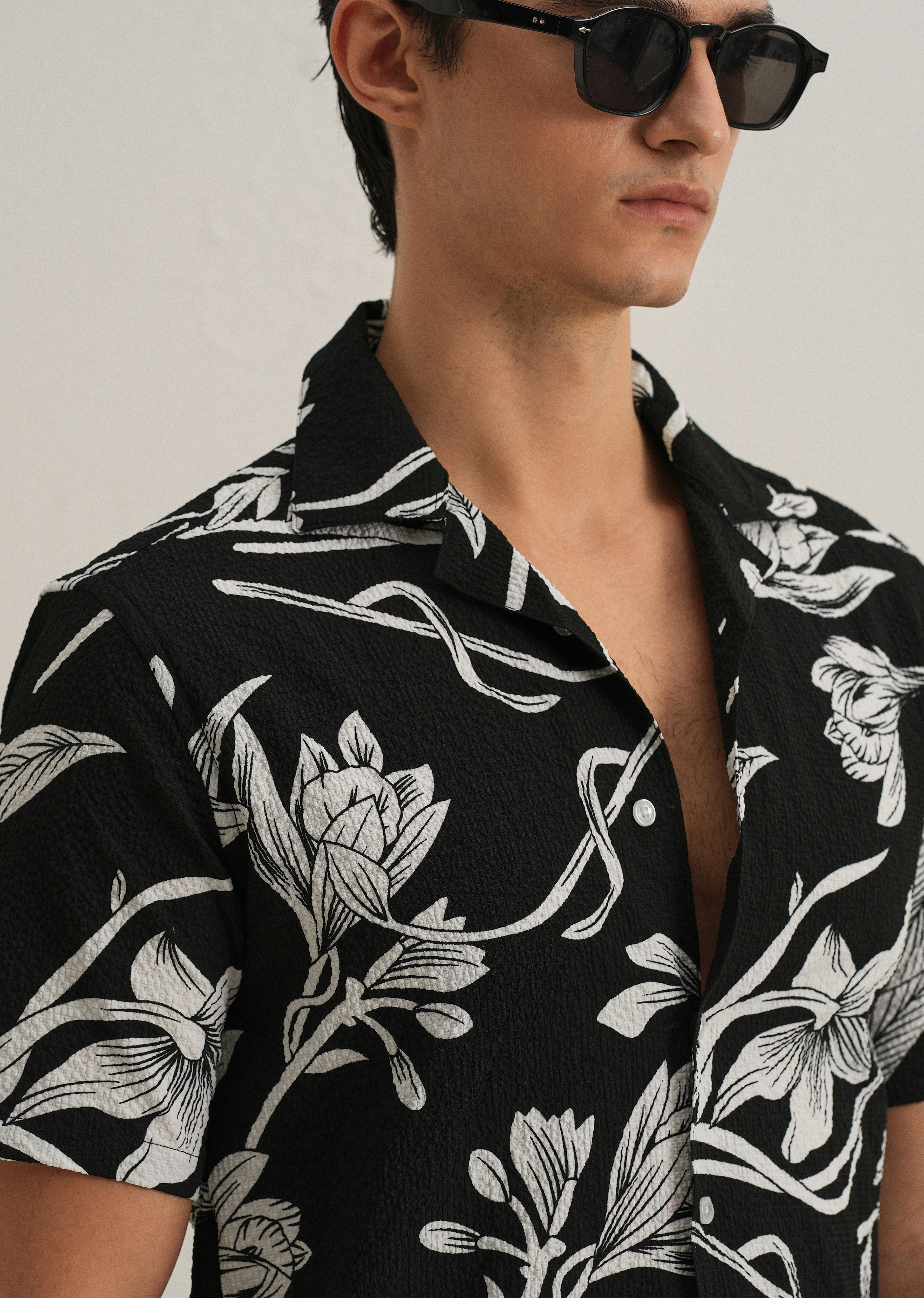 Tulip White Print Popcorn Shirt - Image 5