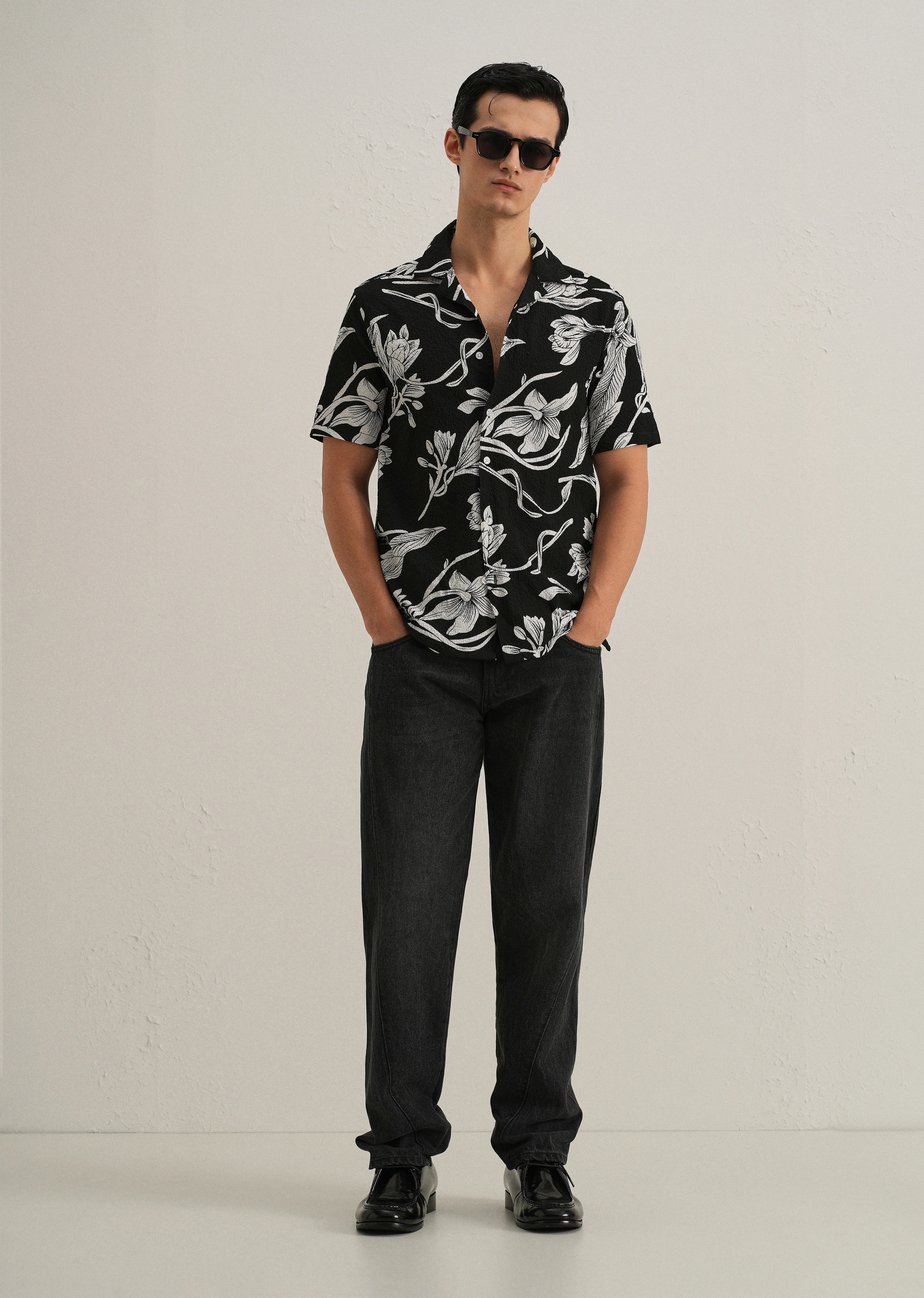 Tulip White Print Popcorn Shirt - Image 6