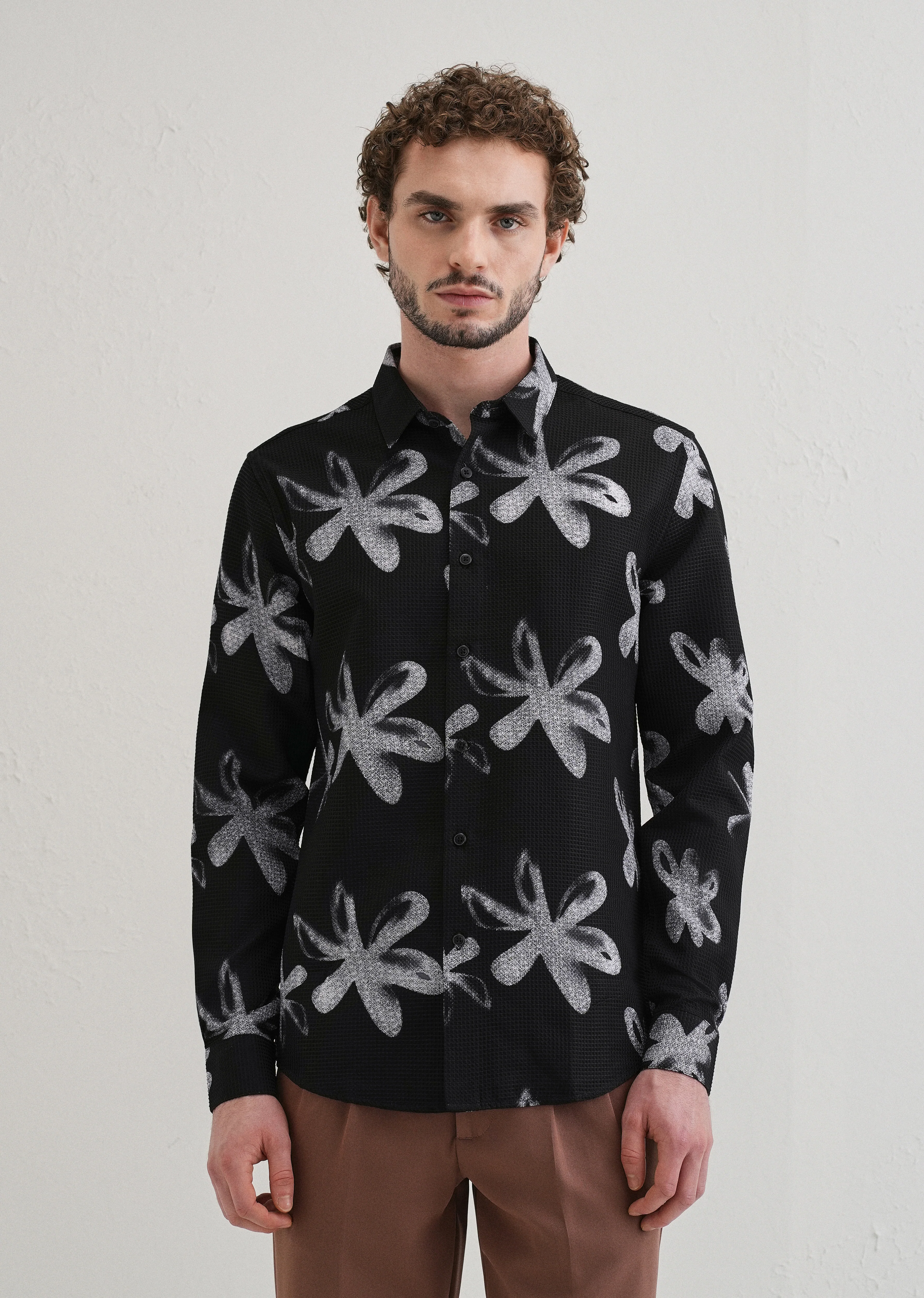 Twig Flower Waffle Dobby Black Shirt - Image 3