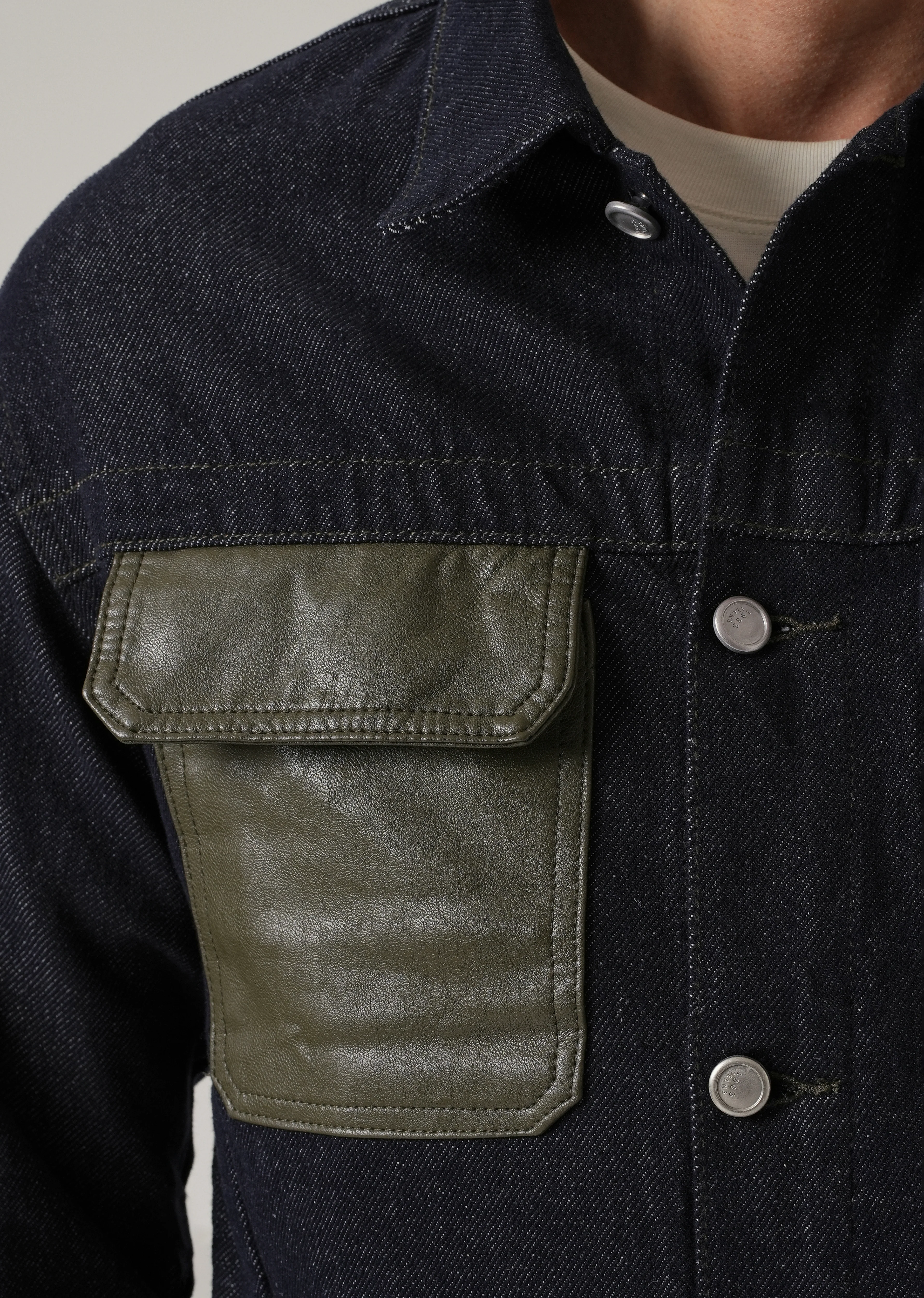 Utility Pocket Denim Jacket - Image 5