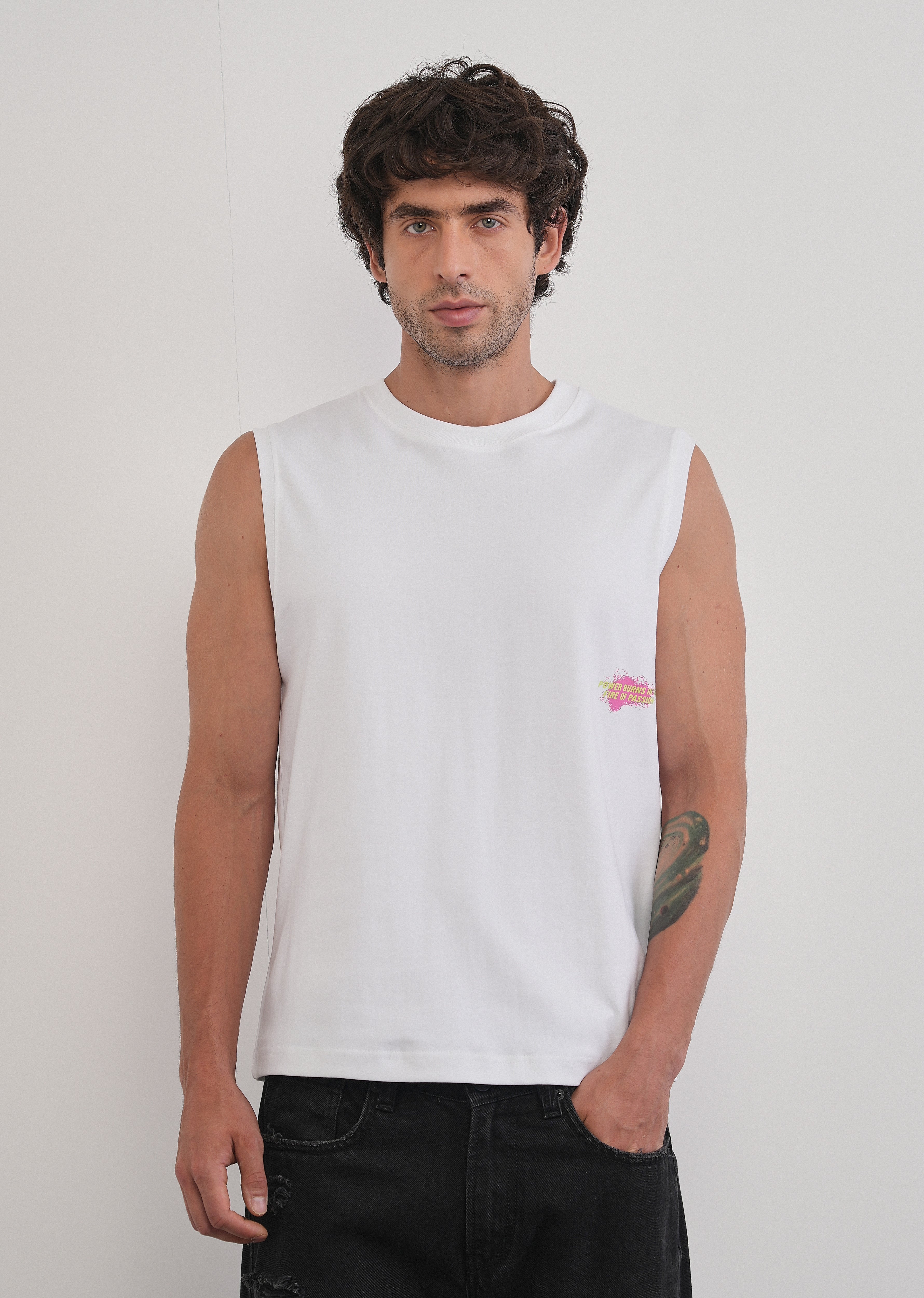 White Aura Flow Tank - Image 2