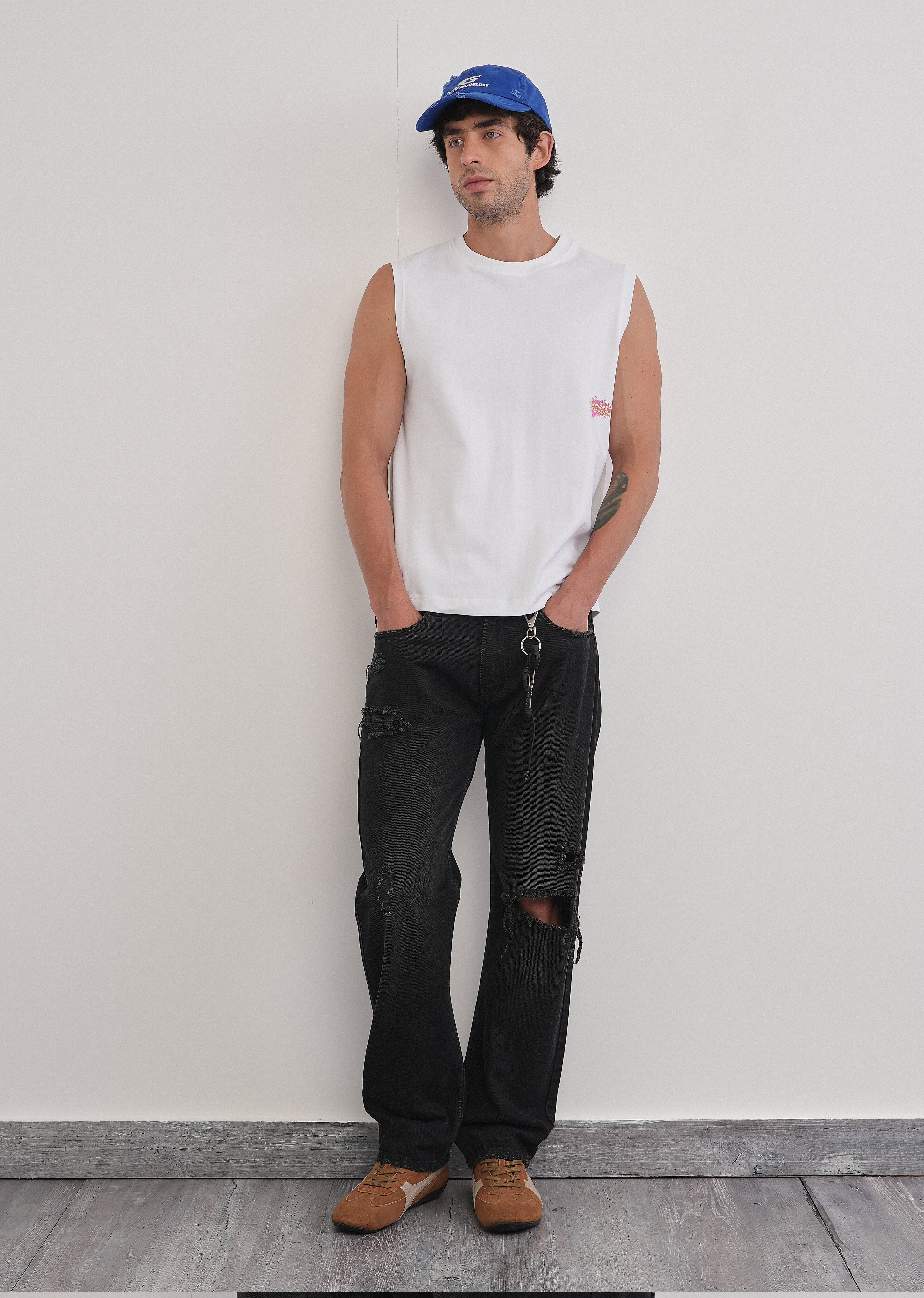 White Aura Flow Tank - Image 7