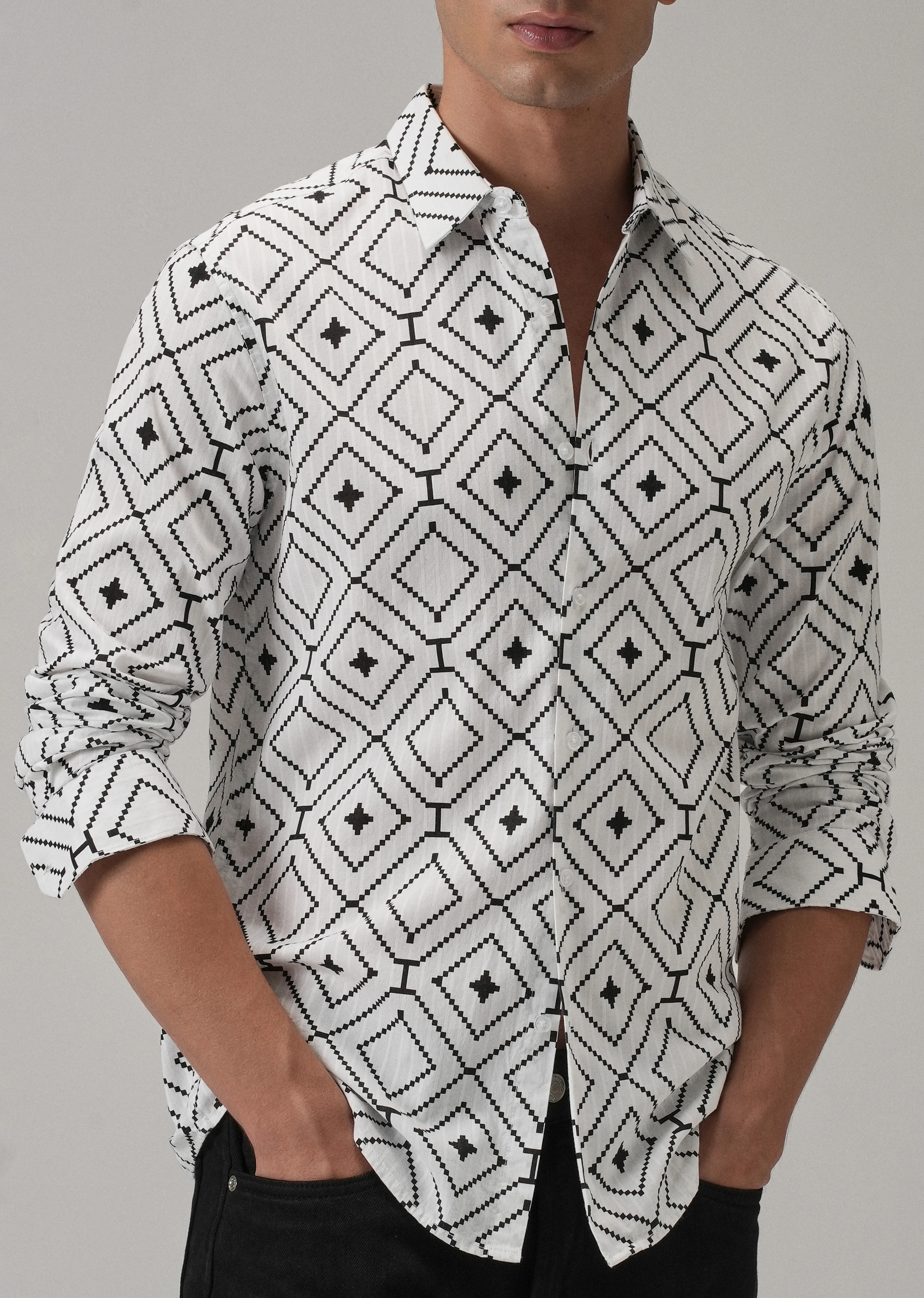 White Diamond Pattern Print Shirt - Image 7