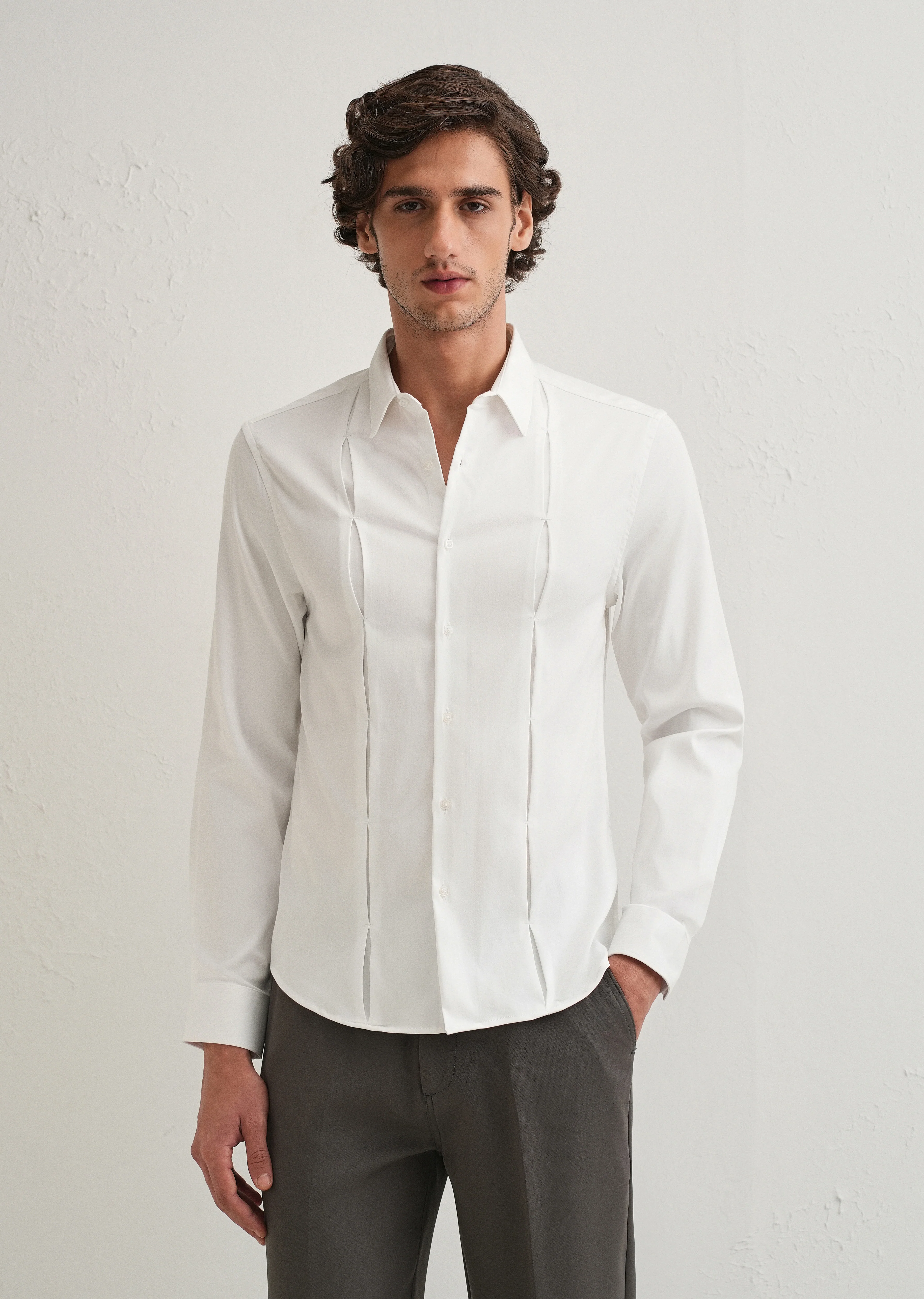 White Front Panel Open Pleat Shirt - Image 3