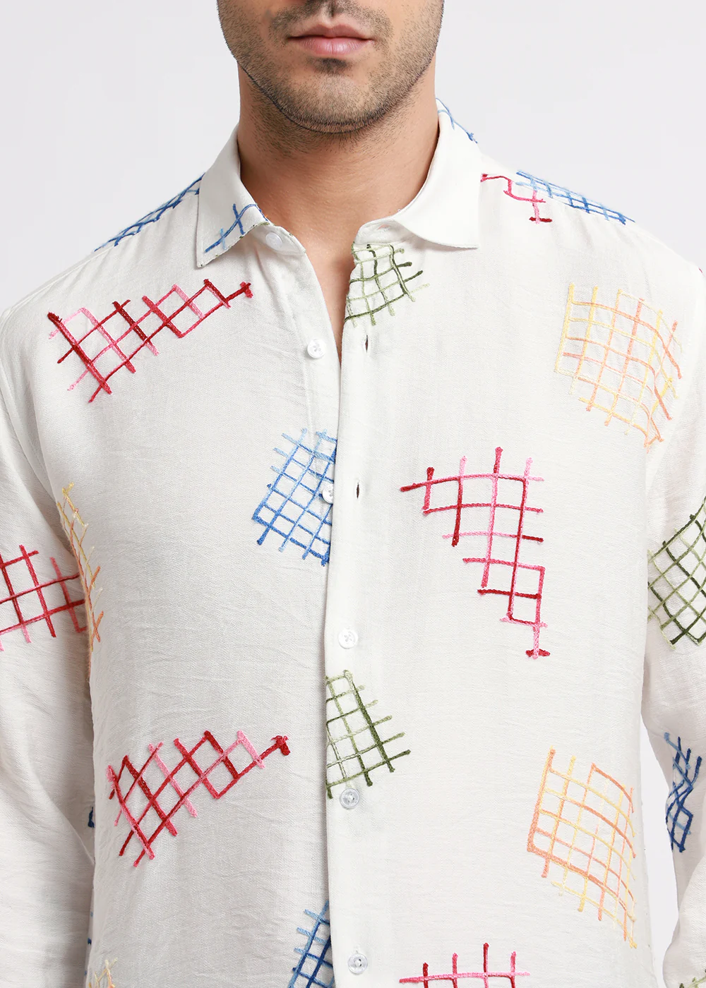 White Geometric Embroidered Shirt - Image 2