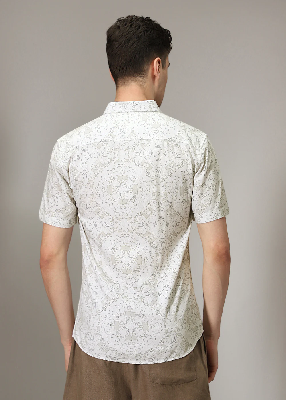 White Geometric Print Shirt - Image 4