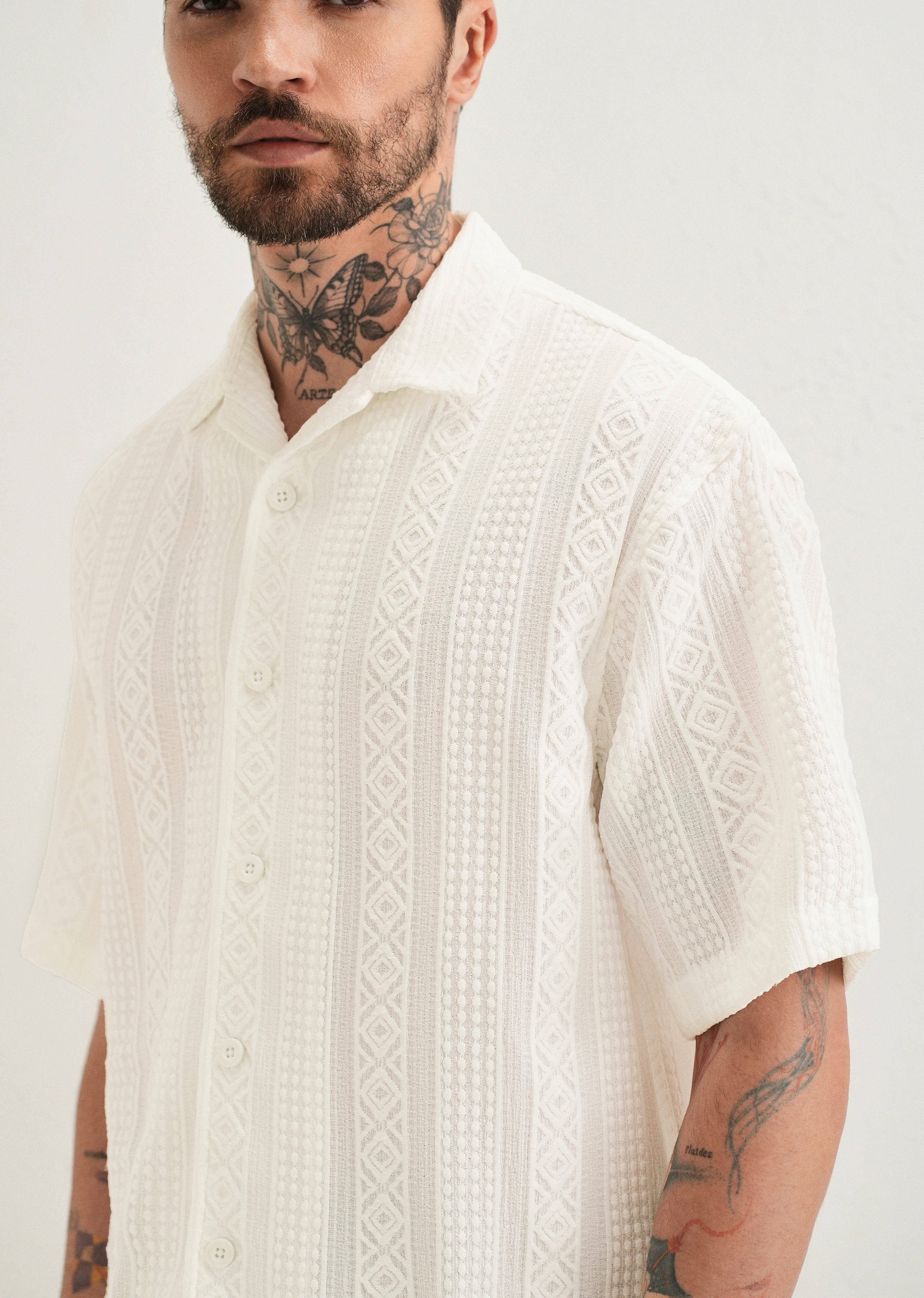 White Geometric Textured Shirt - Image 6