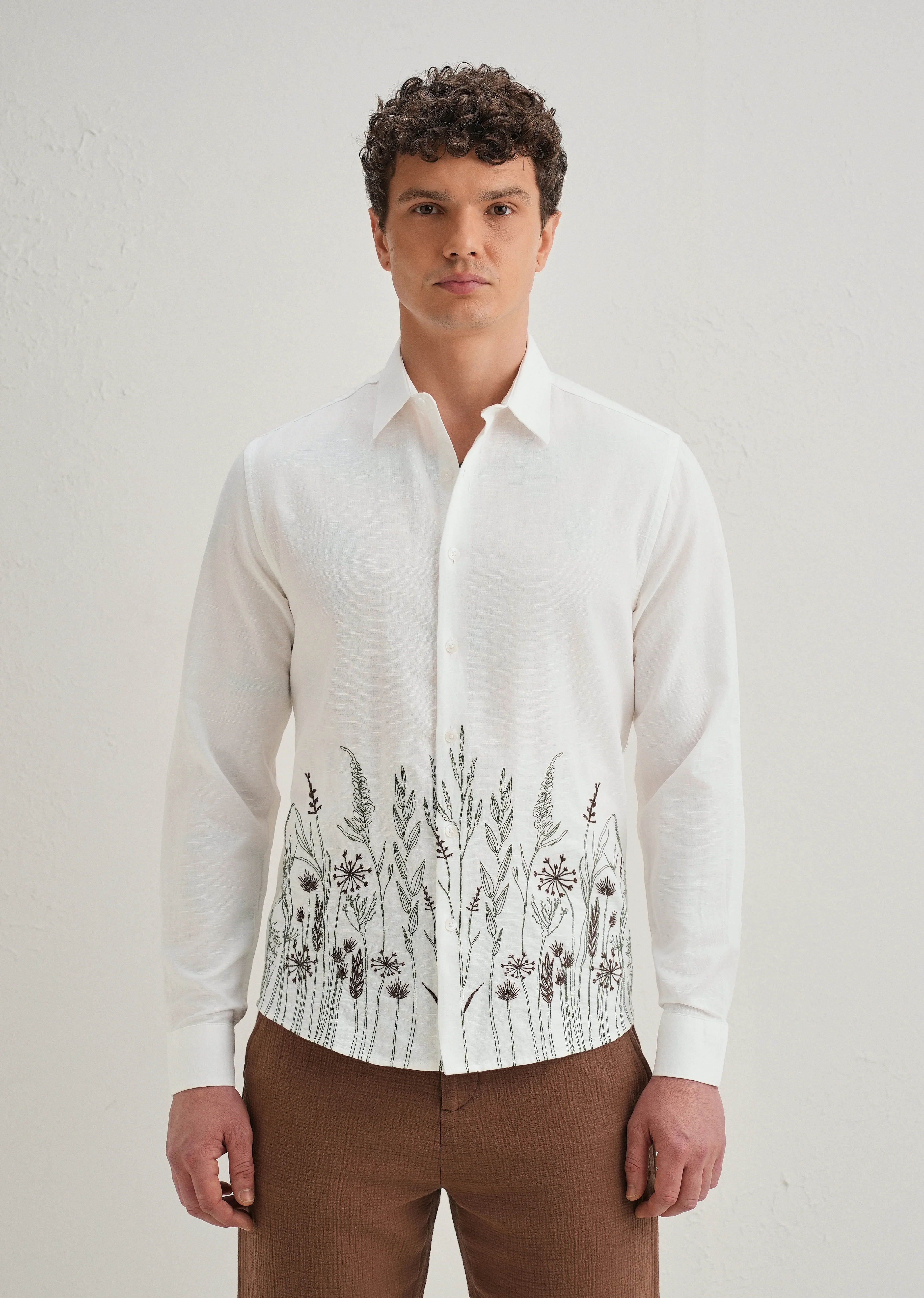 White Hem Embroidery Cotton Linen Shirt - Image 5